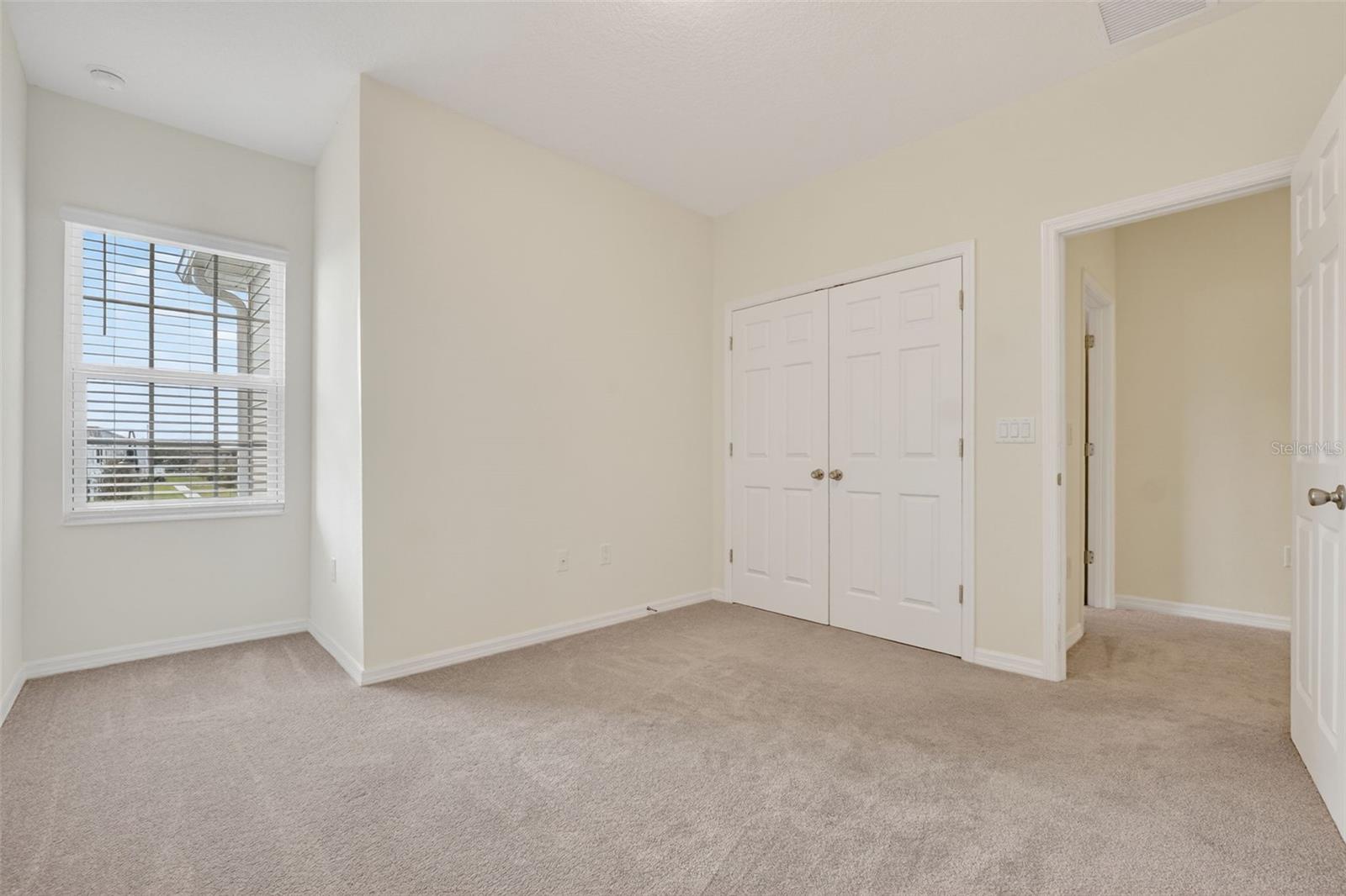 BRIXTON TWNHMS - Residential Lease