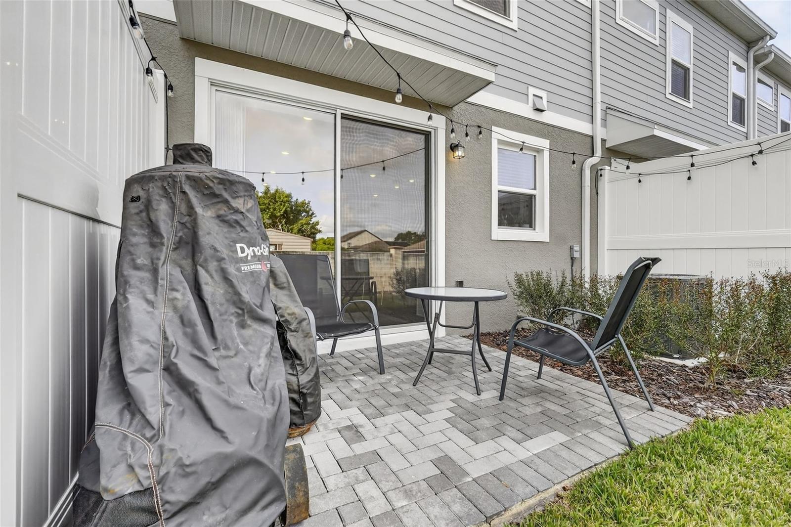 BRIXTON TWNHMS - Residential Lease