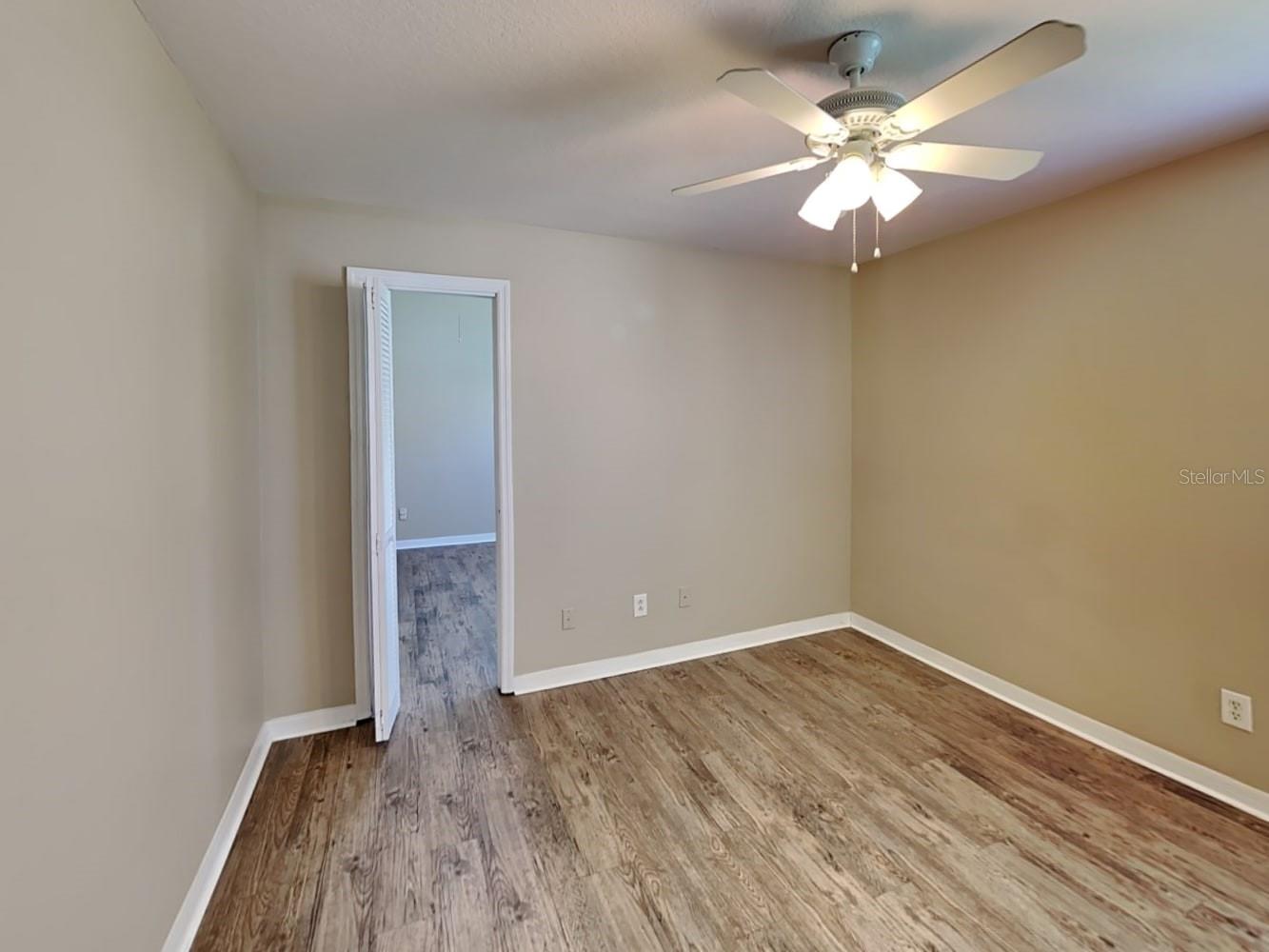 NEW RIVER LAKES PH C2 - Residential Lease