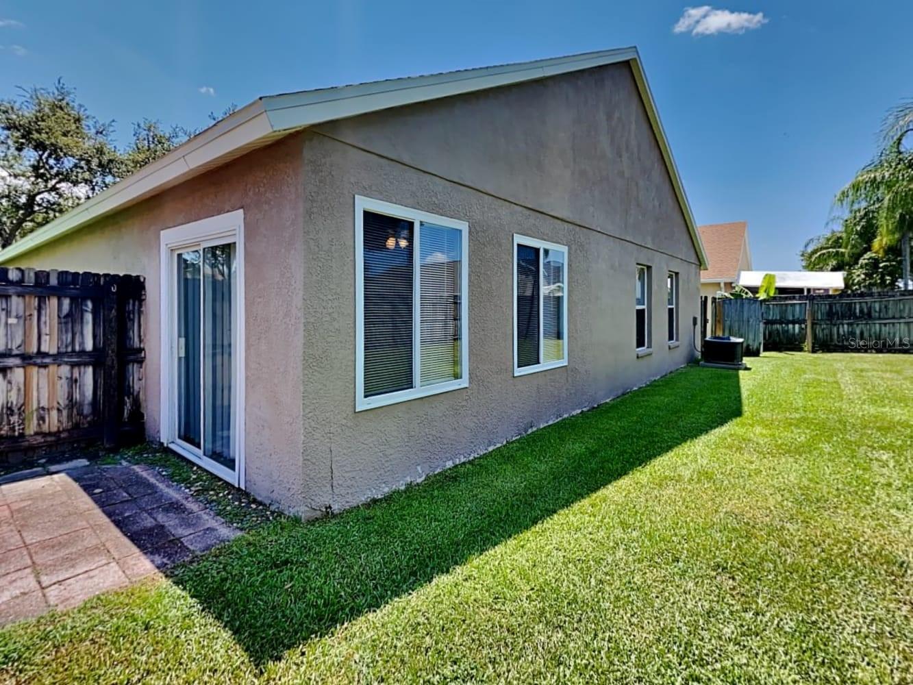 NEW RIVER LAKES PH C2 - Residential Lease