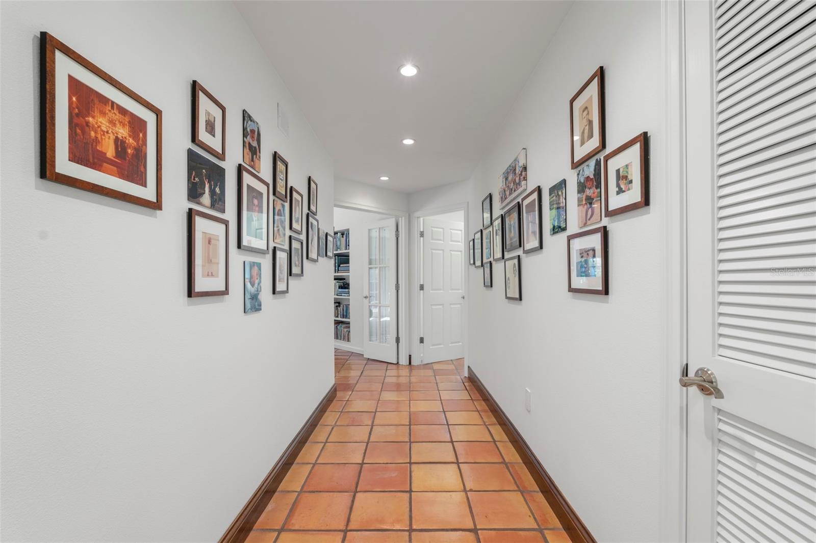 OYSTER BAY ESTATES - Residential