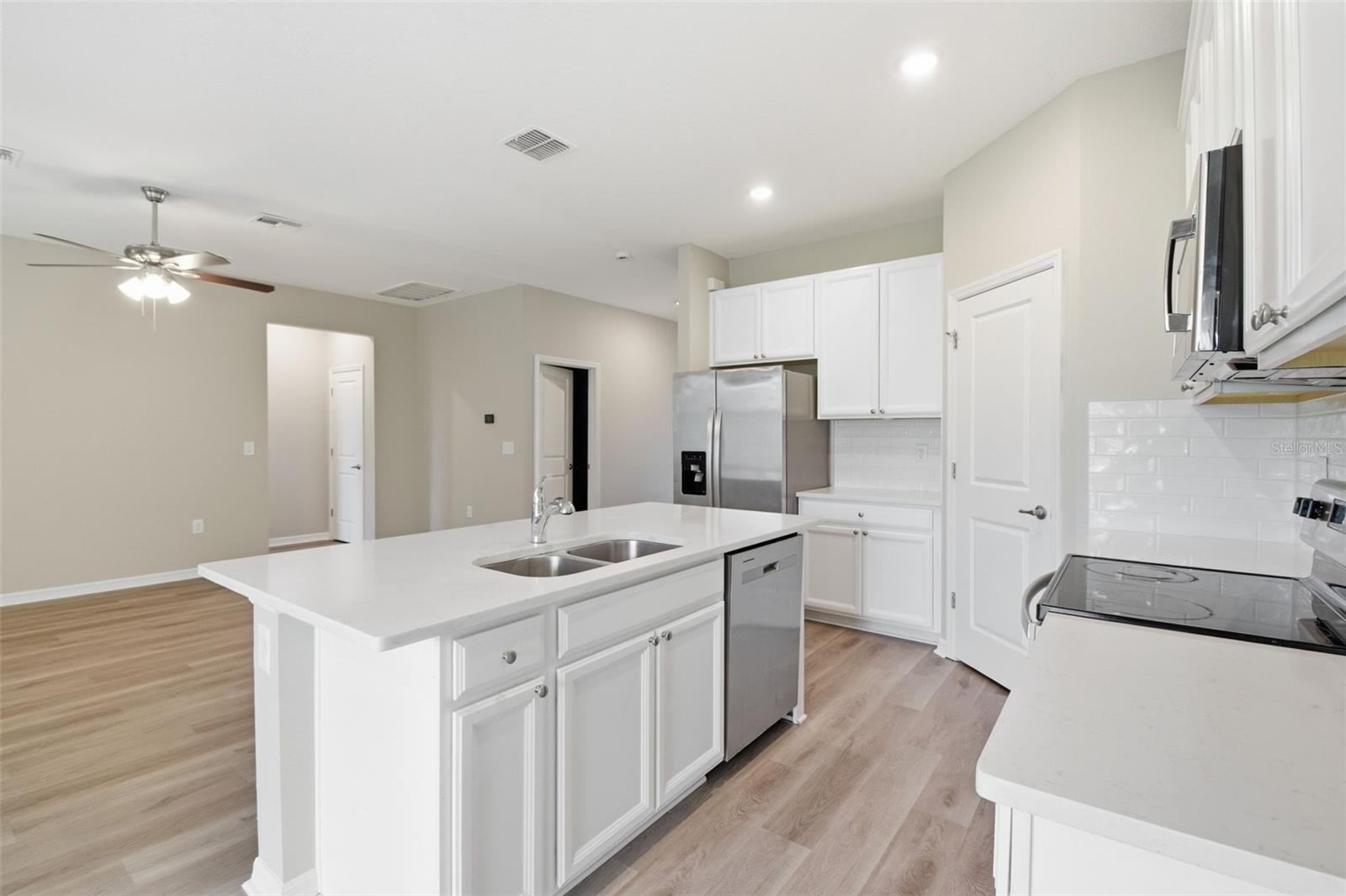 VENICE WOODLANDS PH 2B - Residential