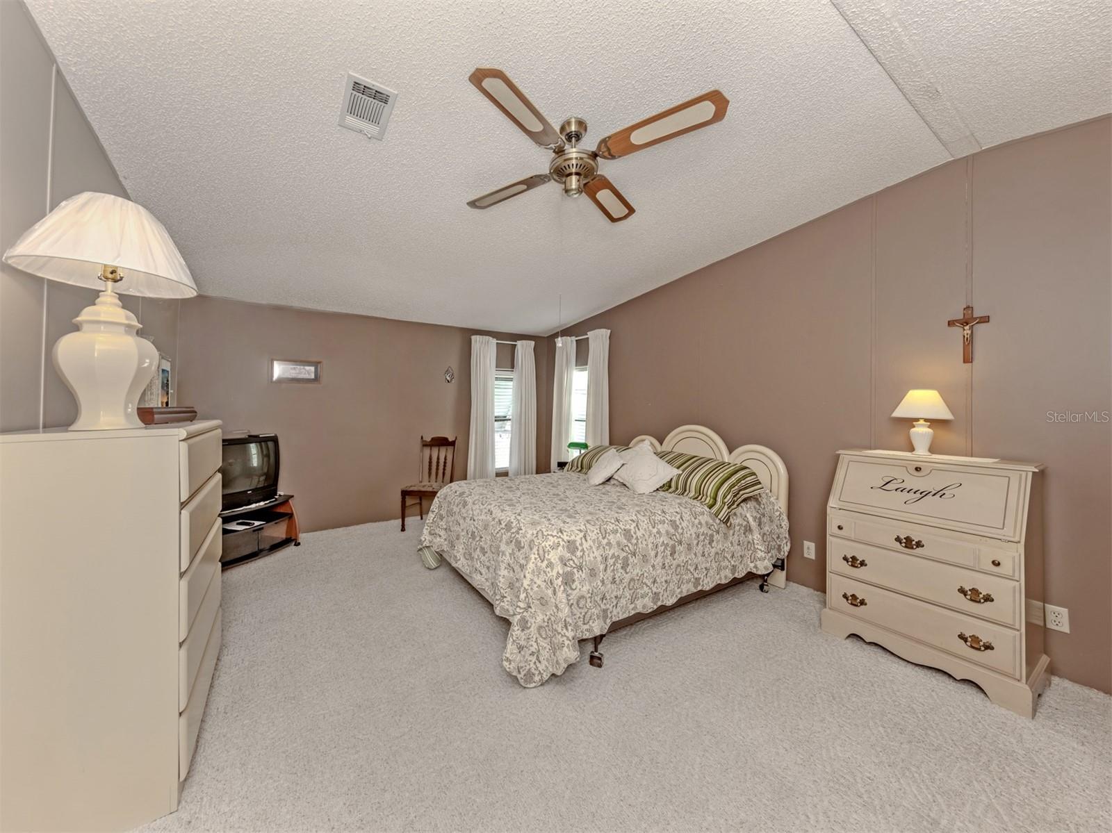 HARBOR ISLES III - Residential