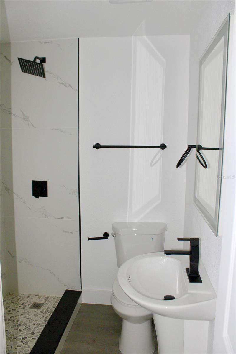 GROVER ESTATES UNIT 1 - Residential