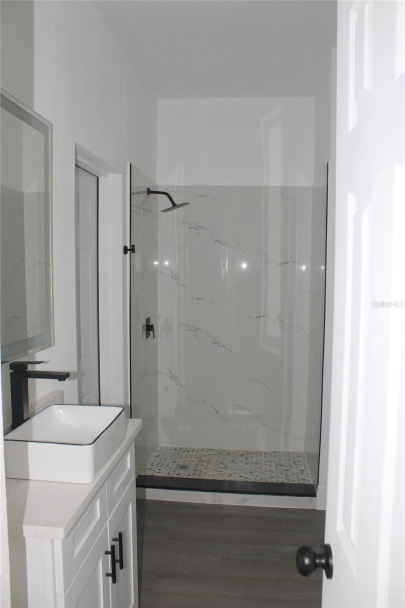 GROVER ESTATES UNIT 1 - Residential