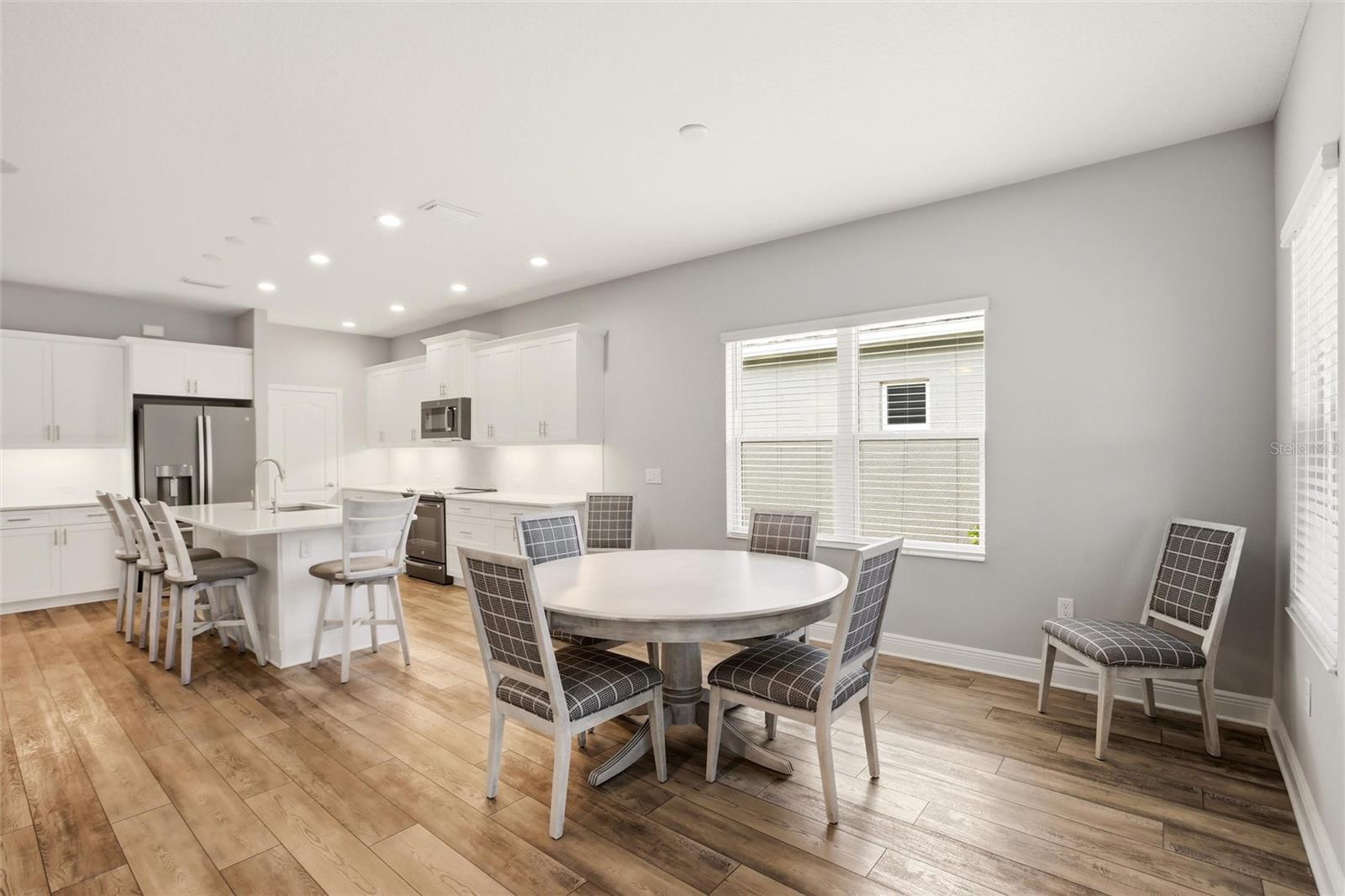 RIDGE AT CROSSING CREEK PH II - Residential