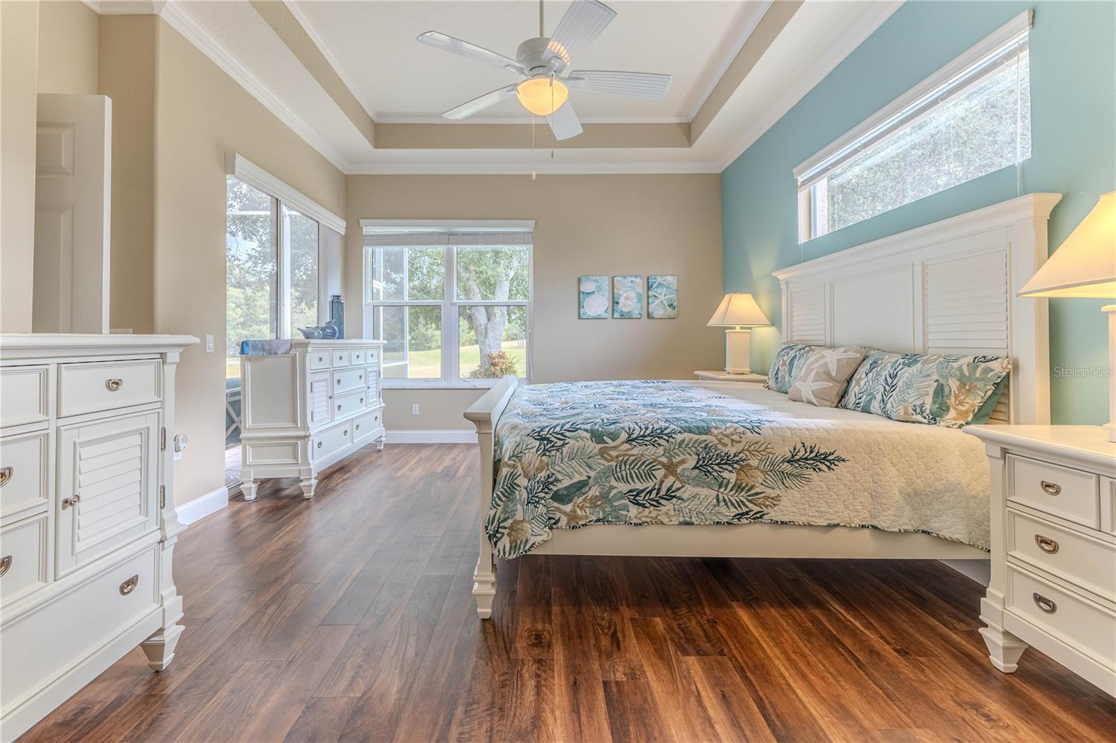 WELLINGTON AT SEVEN HILLS - Residential