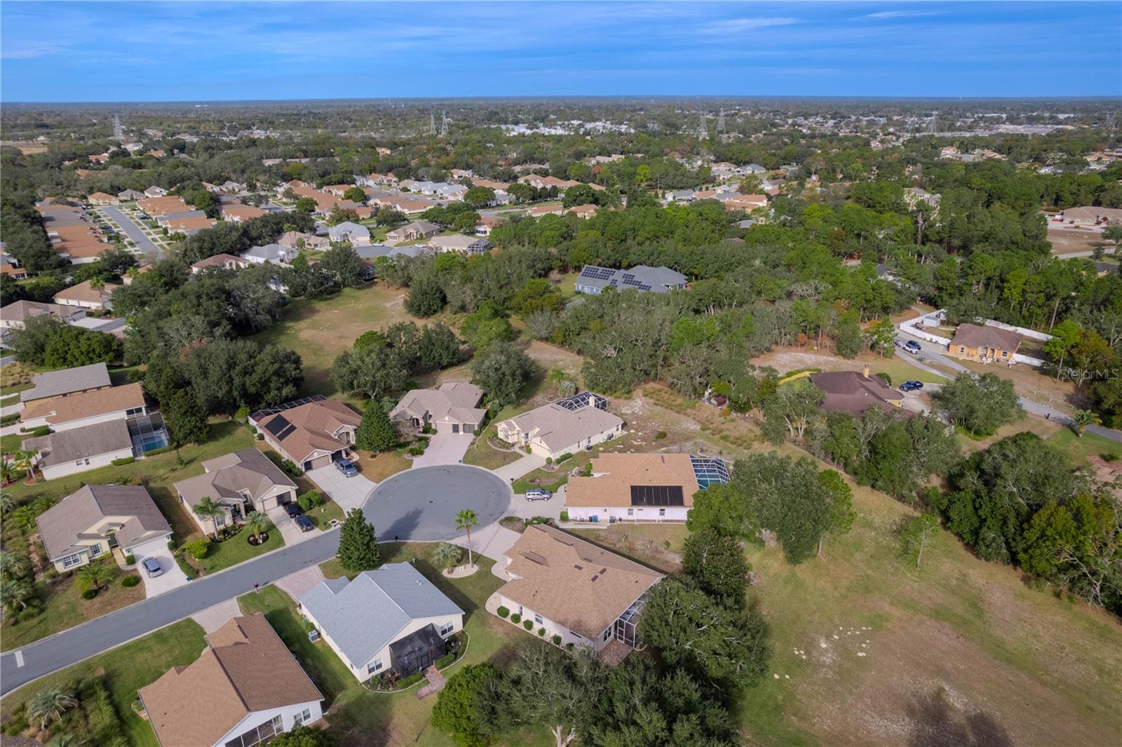 WELLINGTON AT SEVEN HILLS - Residential