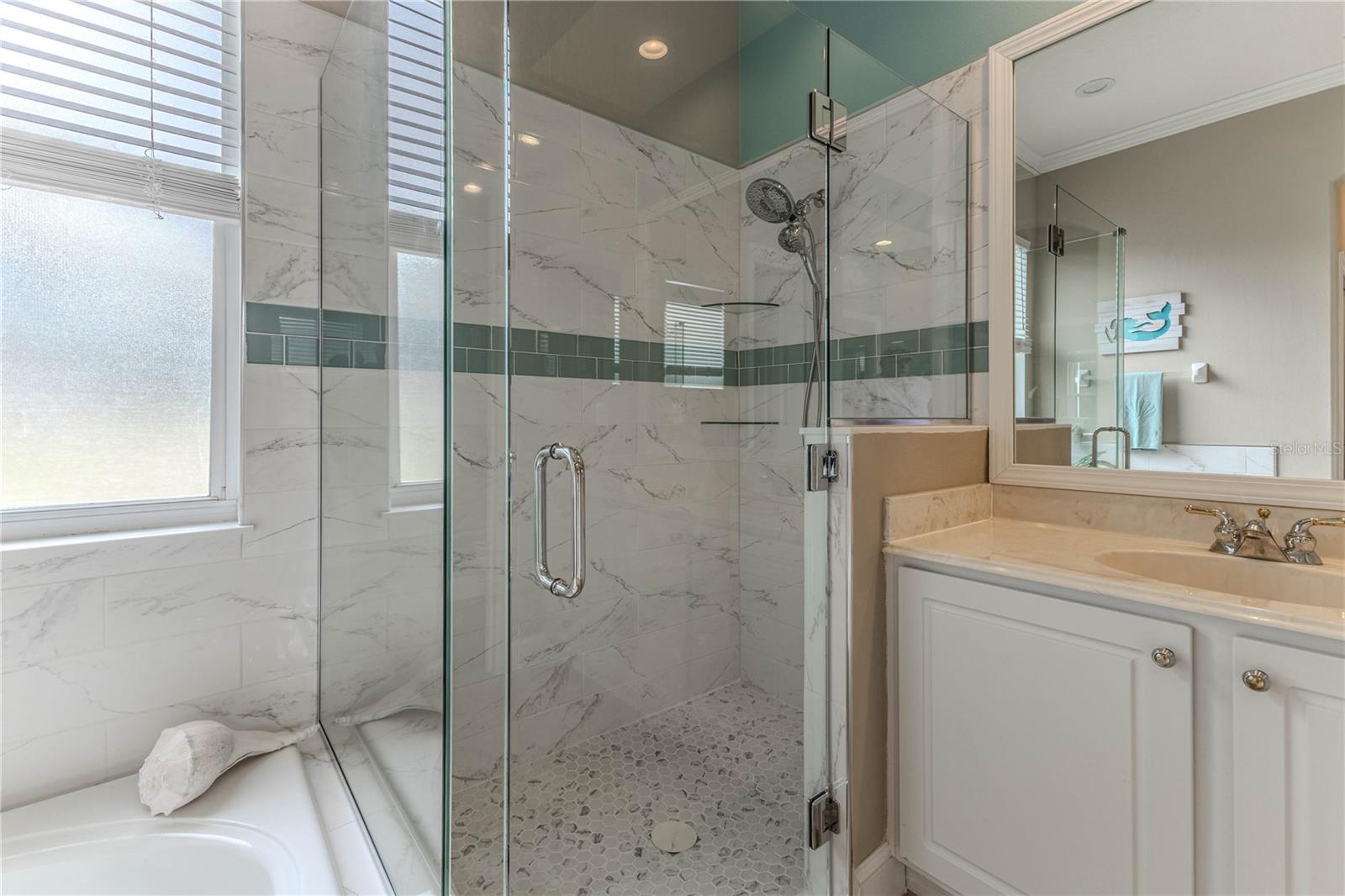 WELLINGTON AT SEVEN HILLS - Residential