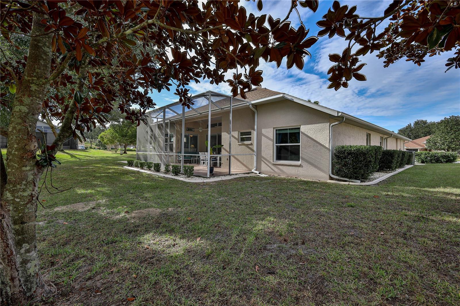 WELLINGTON AT SEVEN HILLS - Residential