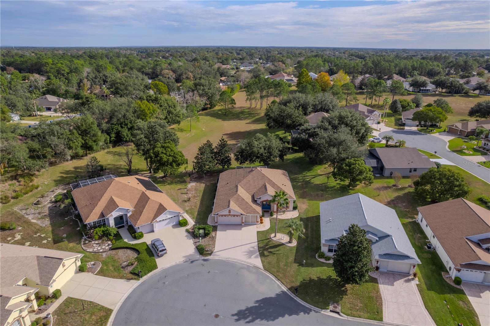 WELLINGTON AT SEVEN HILLS - Residential