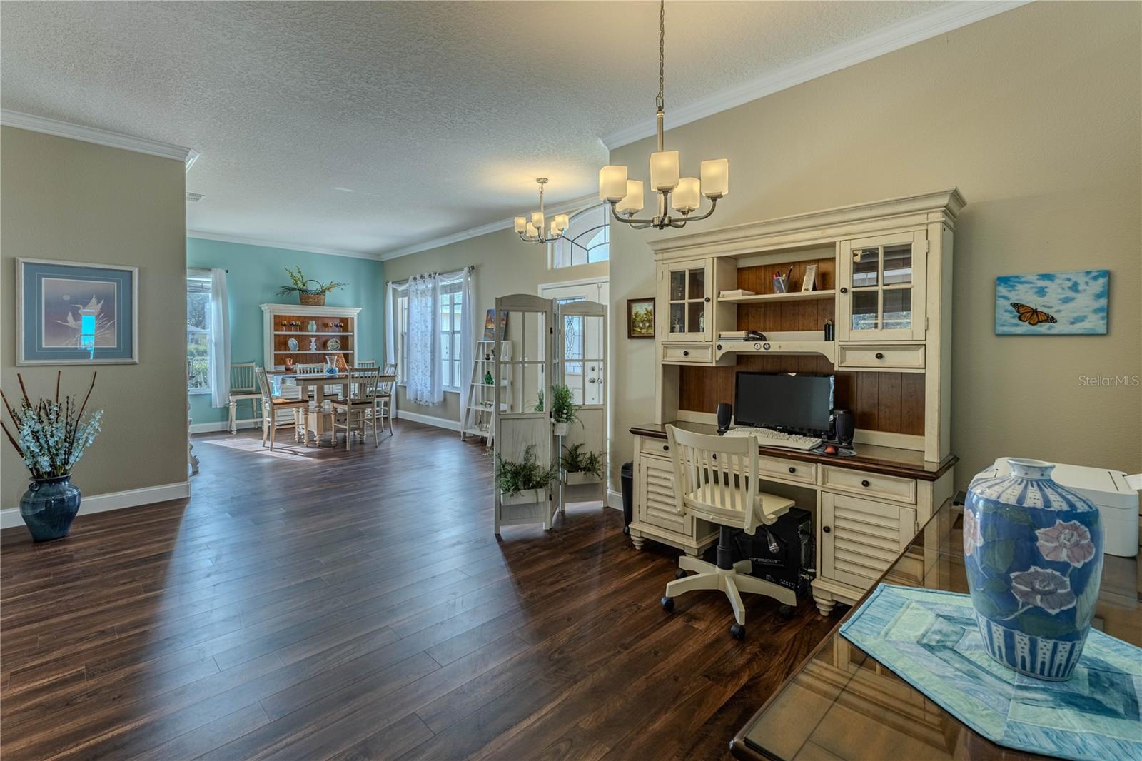 WELLINGTON AT SEVEN HILLS - Residential