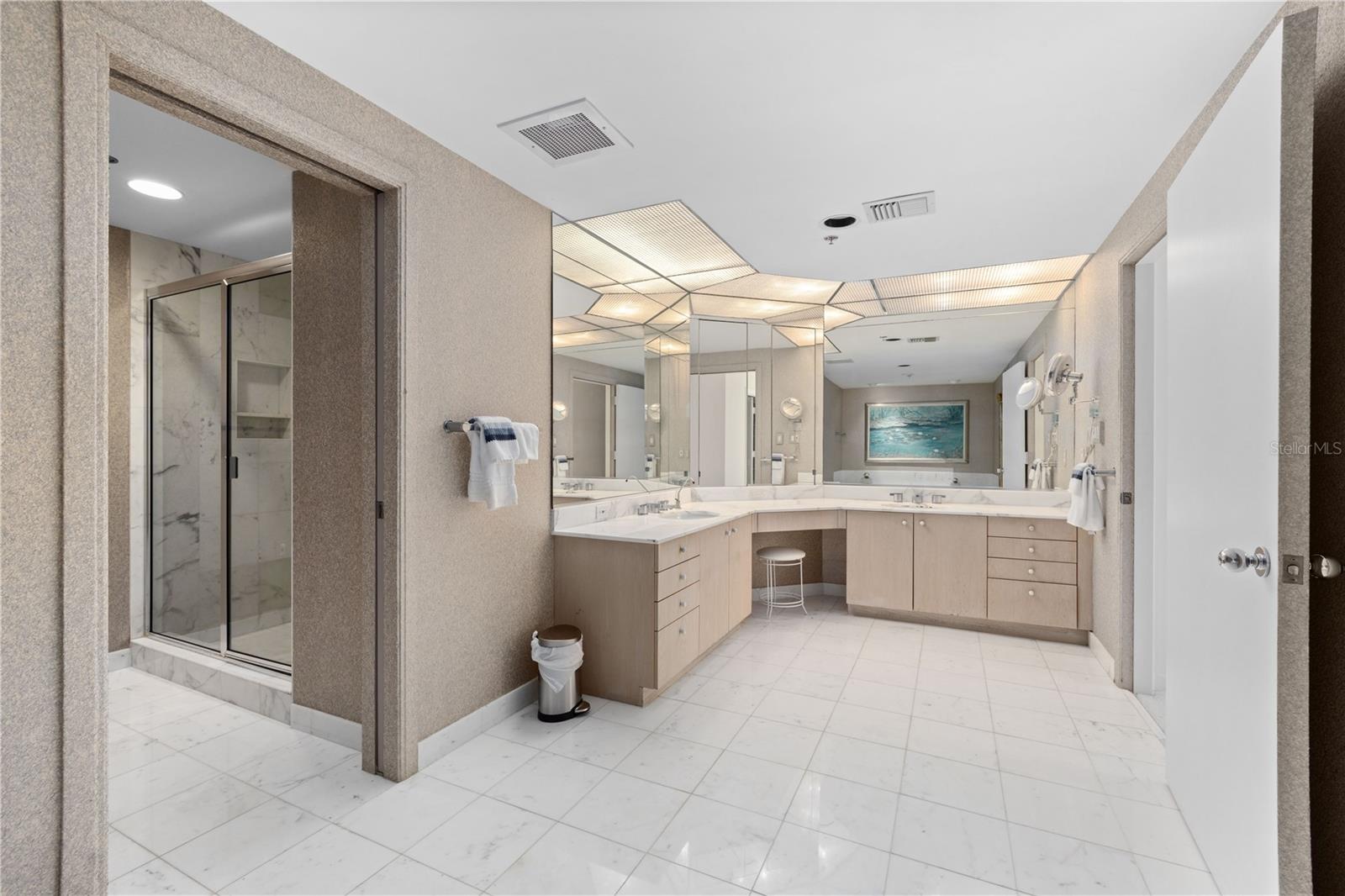 PIERRE - Residential