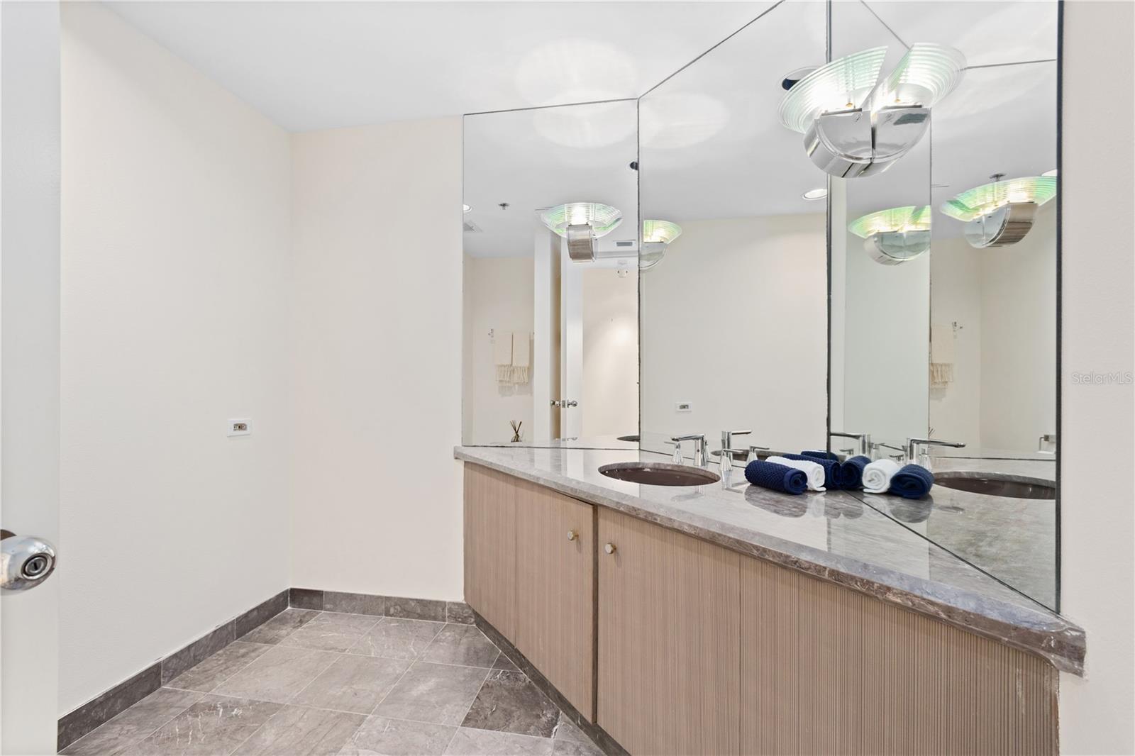 PIERRE - Residential