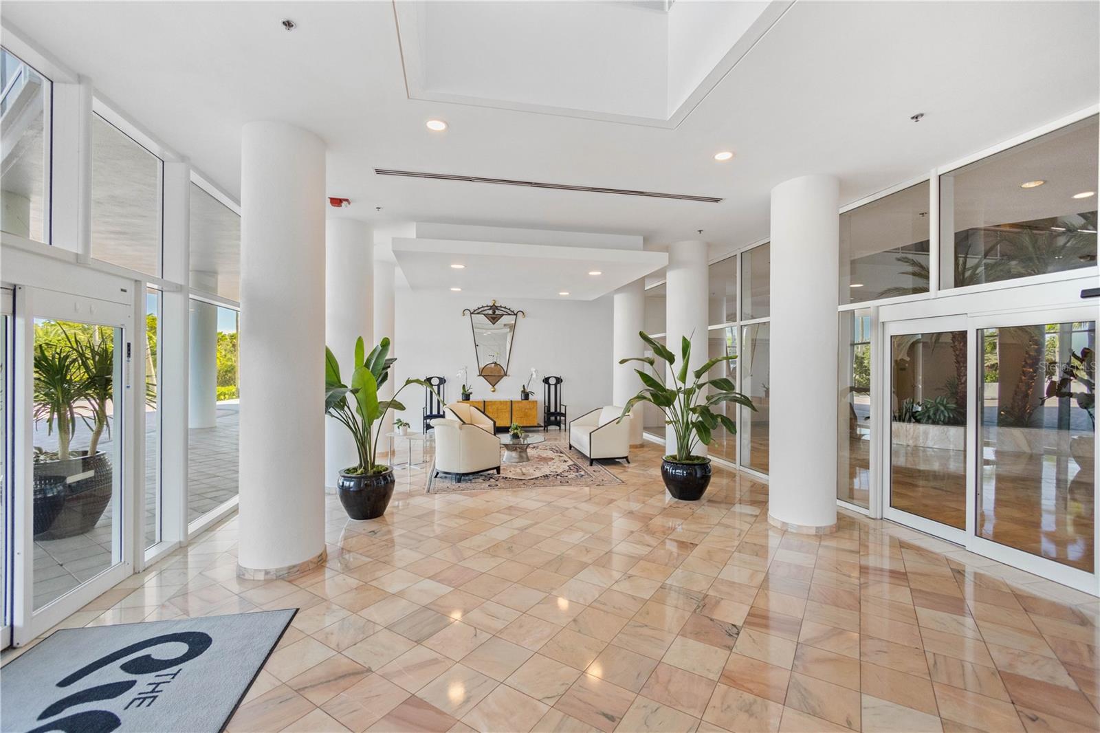 PIERRE - Residential