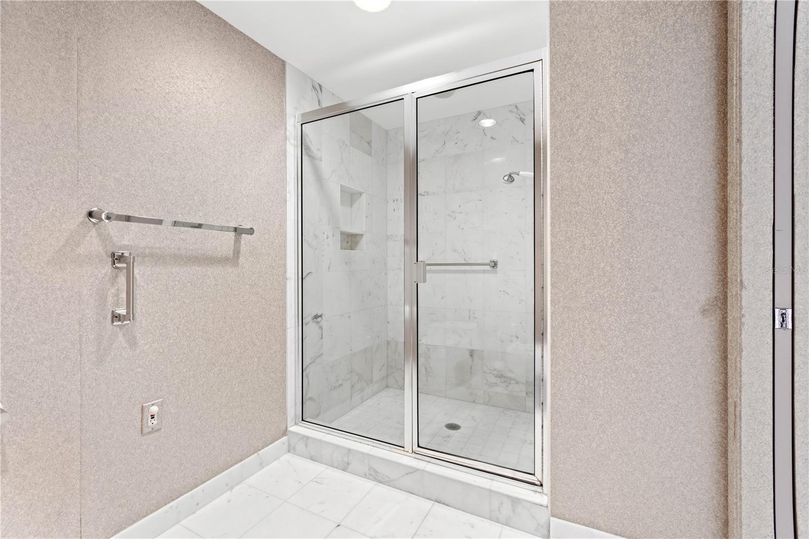 PIERRE - Residential