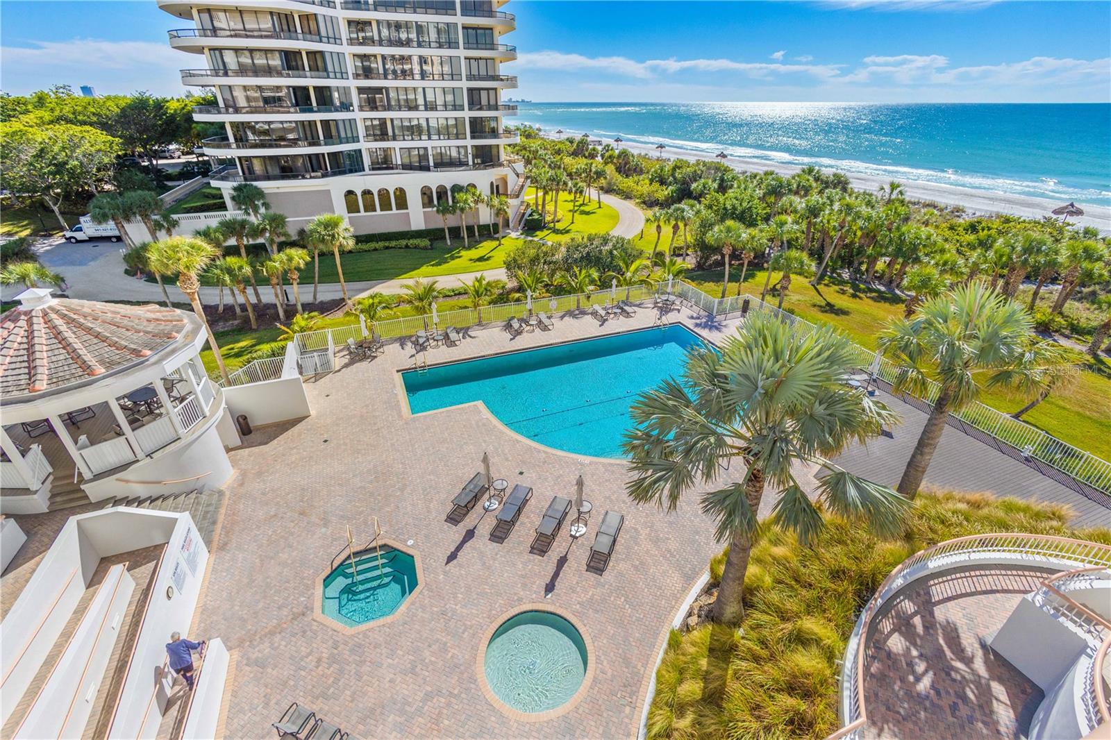 PIERRE - Residential