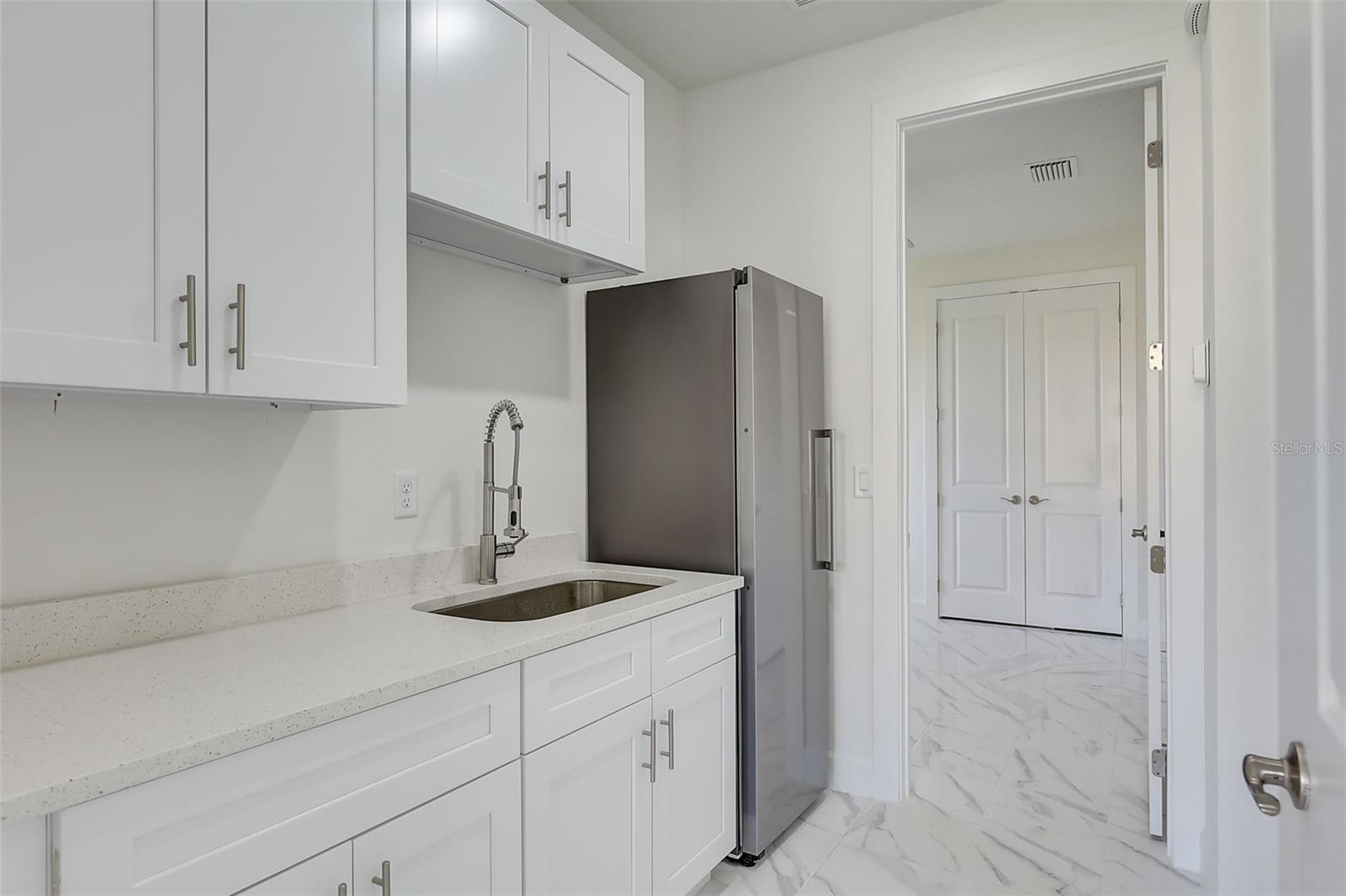 J B & T E WALKERS SUB - Residential