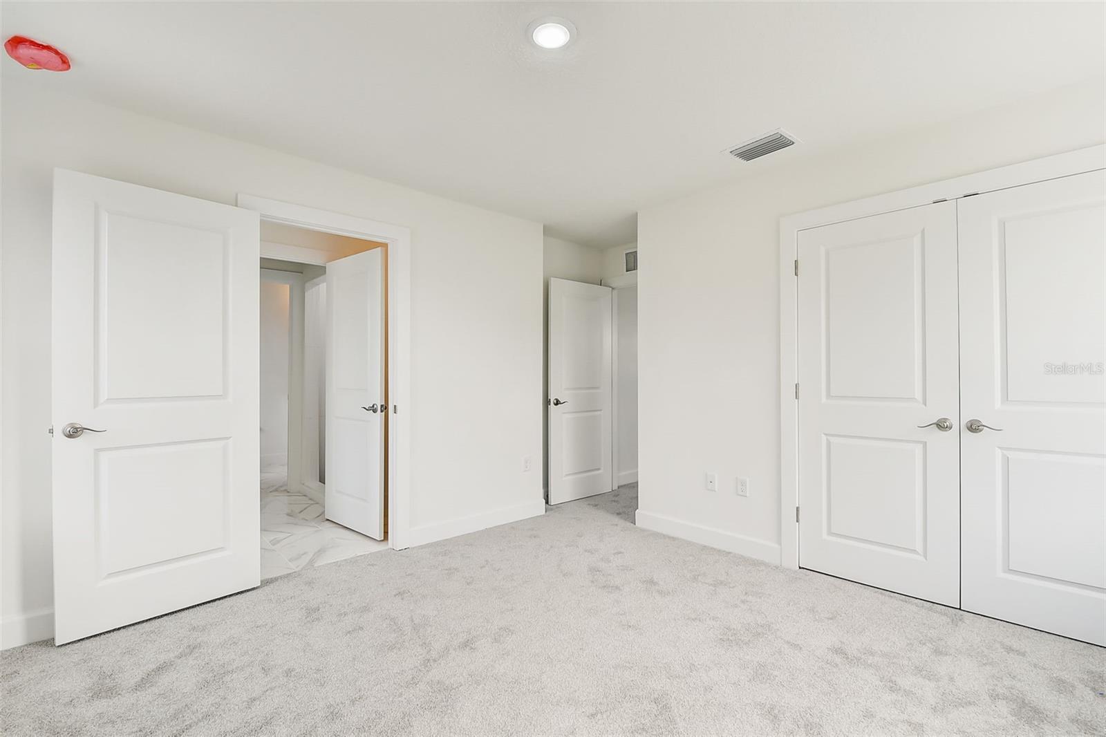 J B & T E WALKERS SUB - Residential