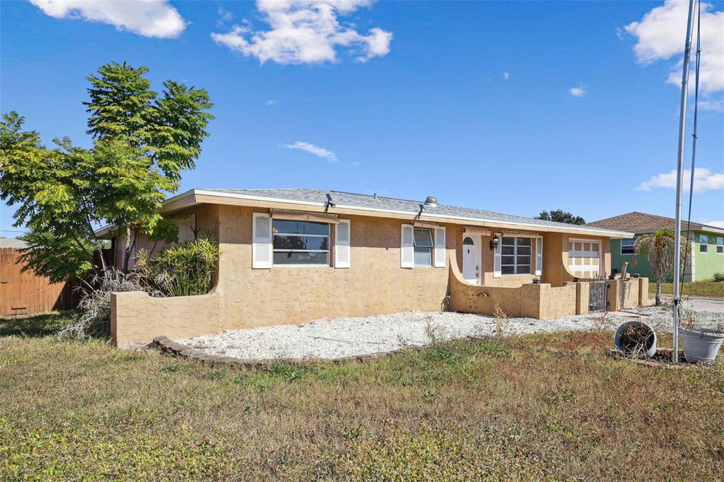 Photo of 20168 Edgewater Drive, Port Charlotte, FL 33952 (MLS # O6361305)