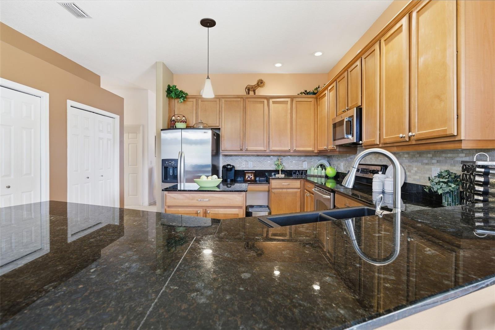 LA PALOMA VILLAGE UNIT 2 PH - Residential