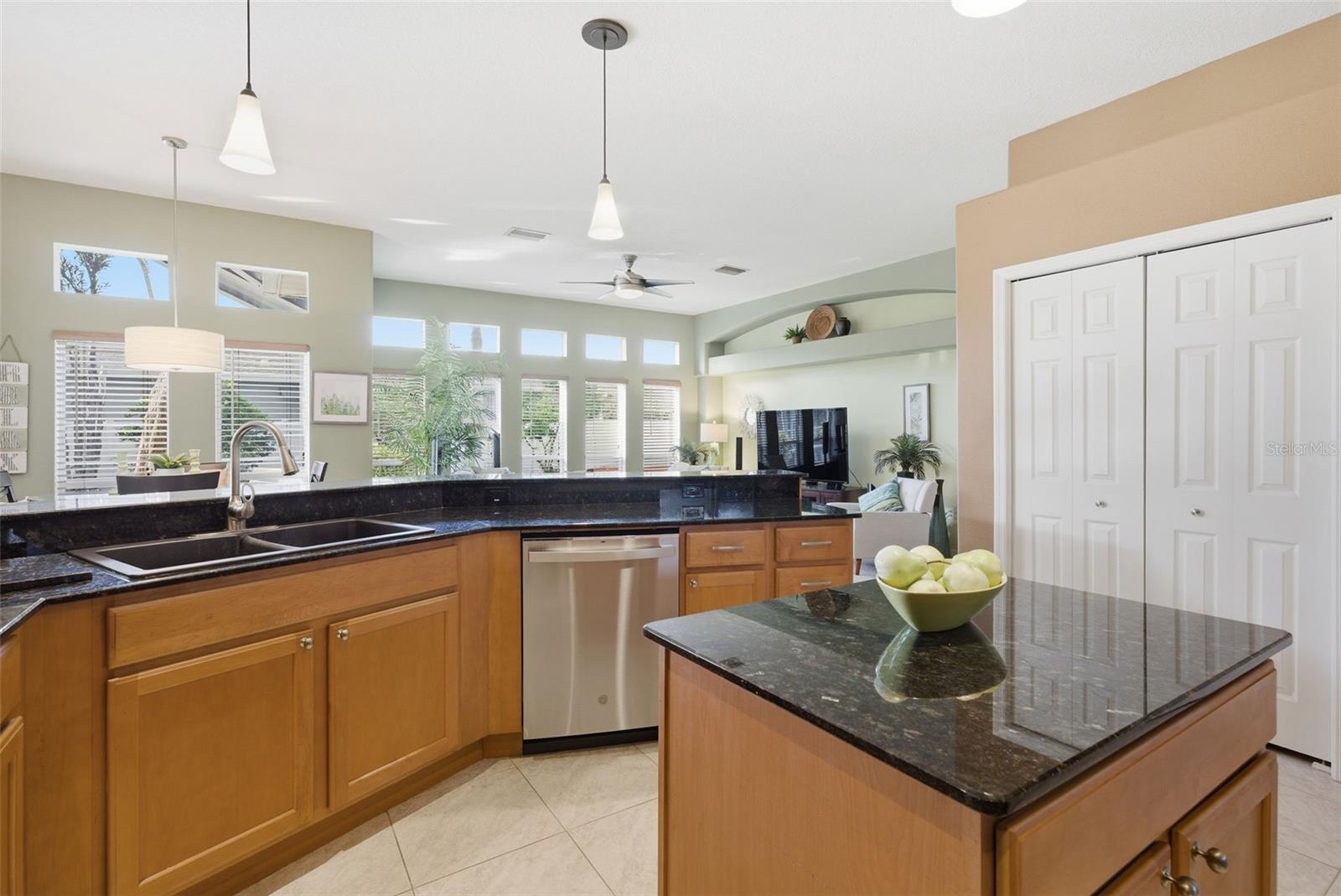 LA PALOMA VILLAGE UNIT 2 PH - Residential