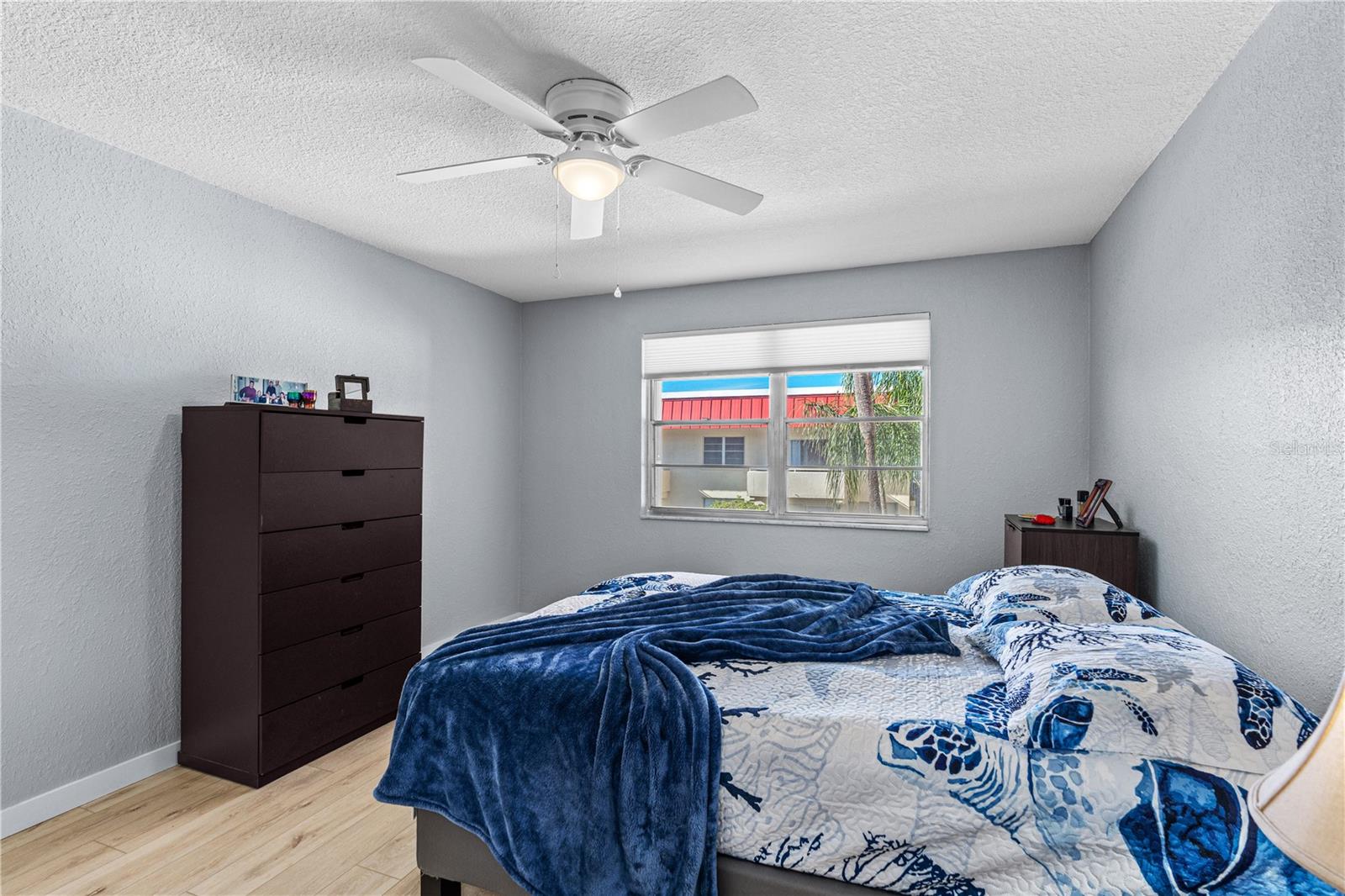 RIVERSIDE CONDO - Residential