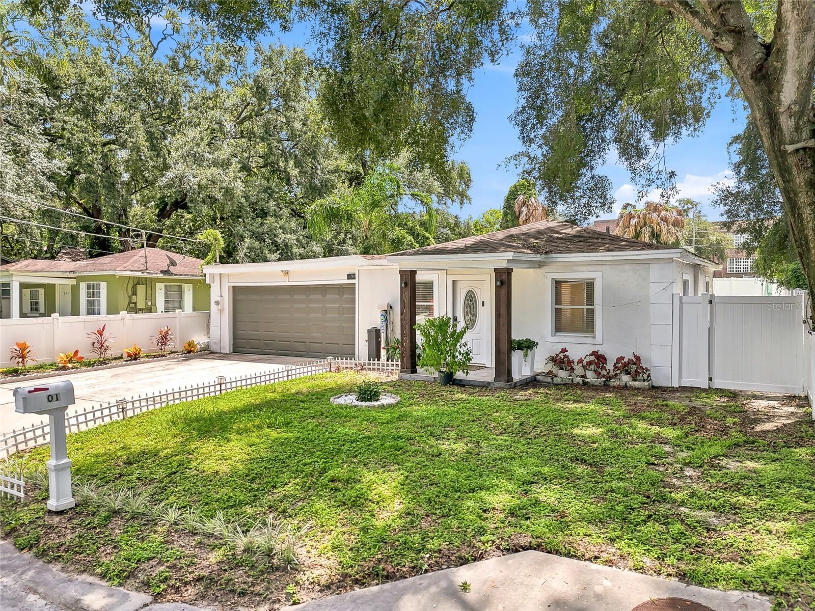 701 E CRENSHAW STREET