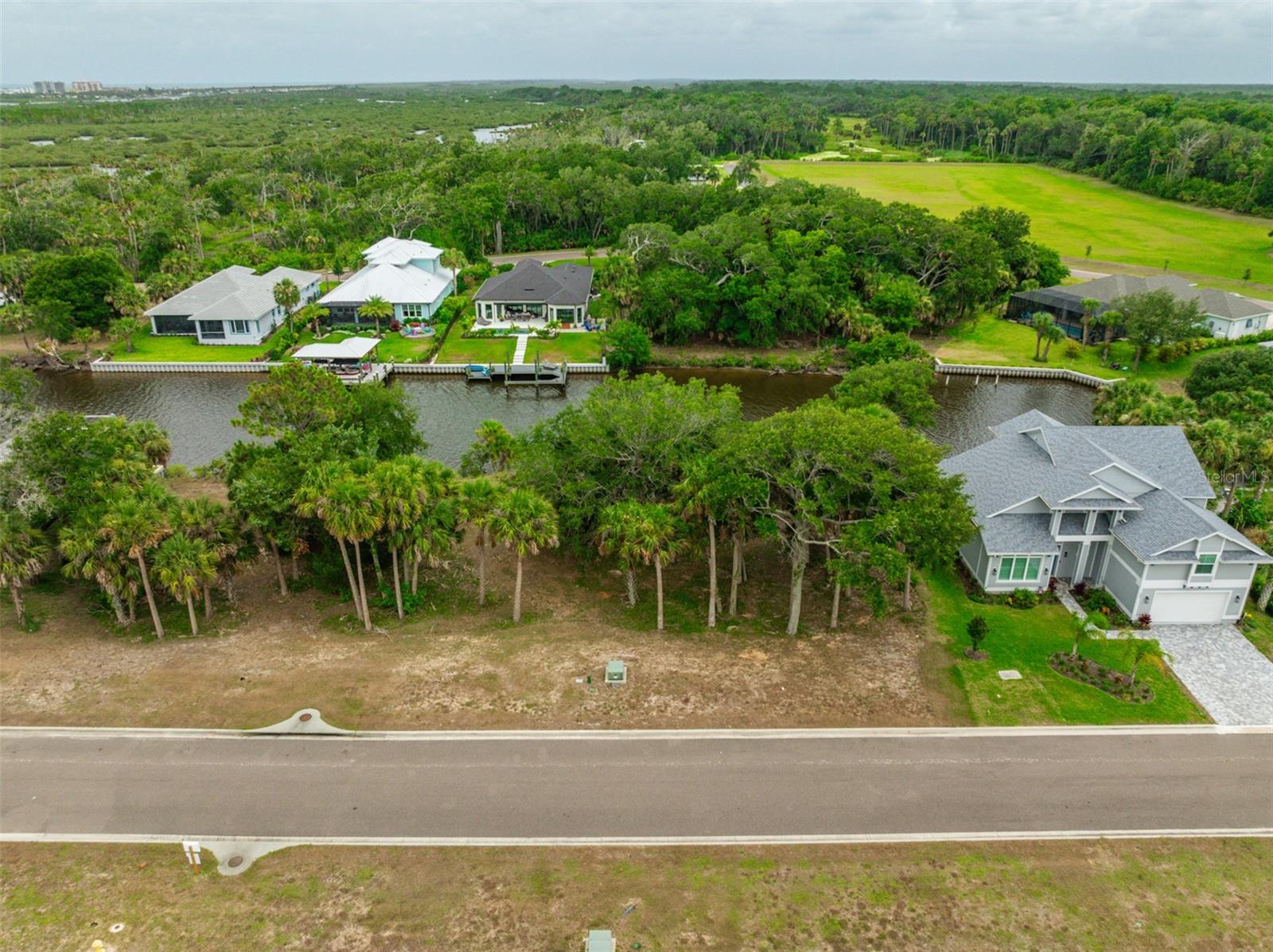 106 SEASIDE POINT