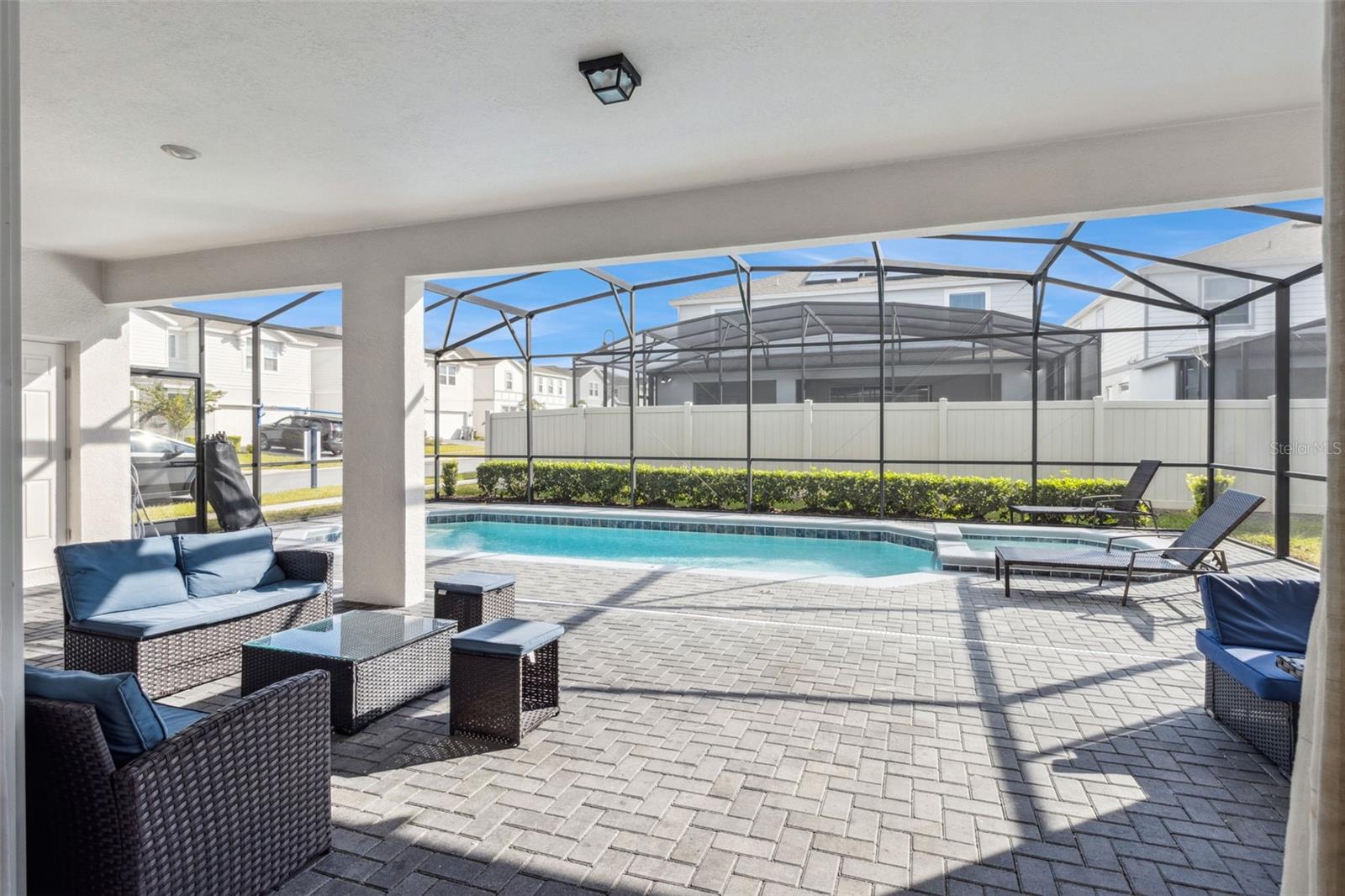 WINDSOR ISLAND RESIDENCE PH 2A - Residential