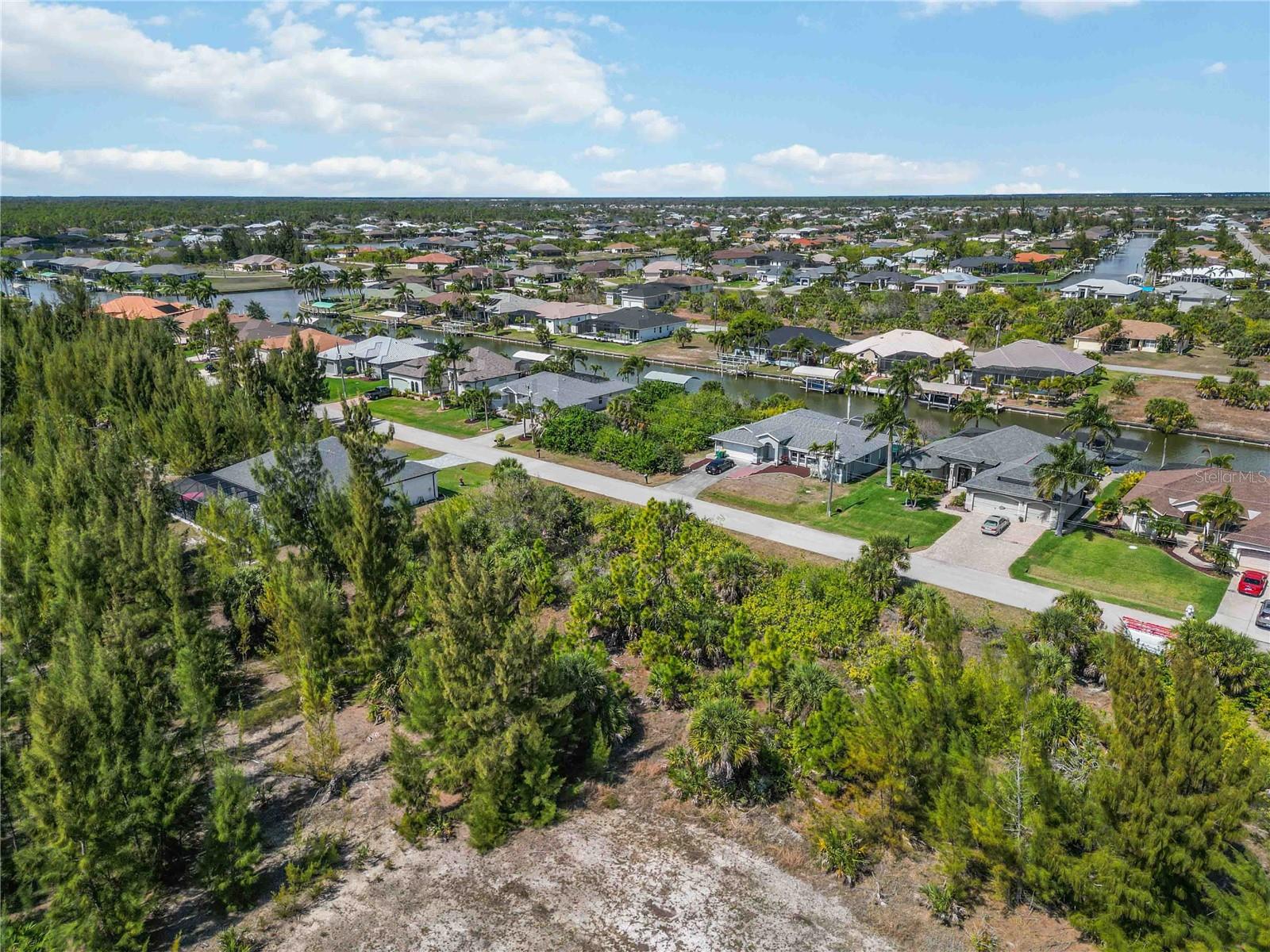 PORT CHARLOTTE SEC 093 - Land