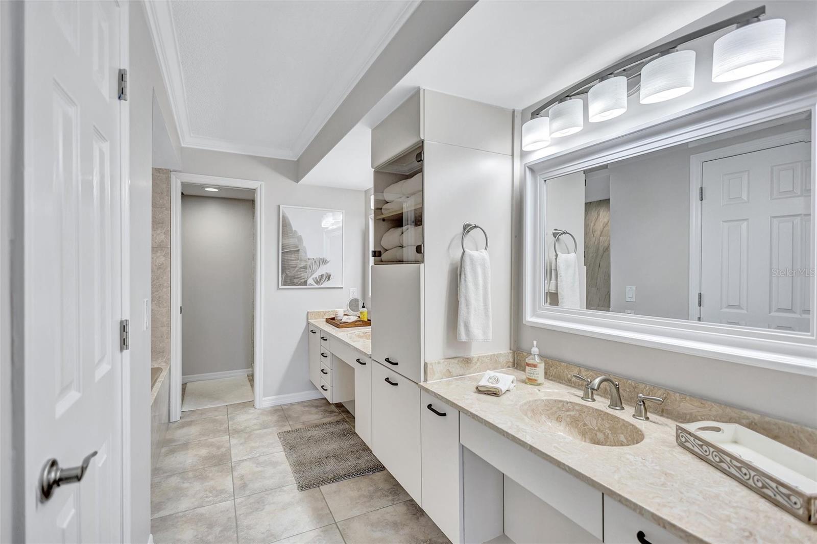 CASARINA - Residential Lease
