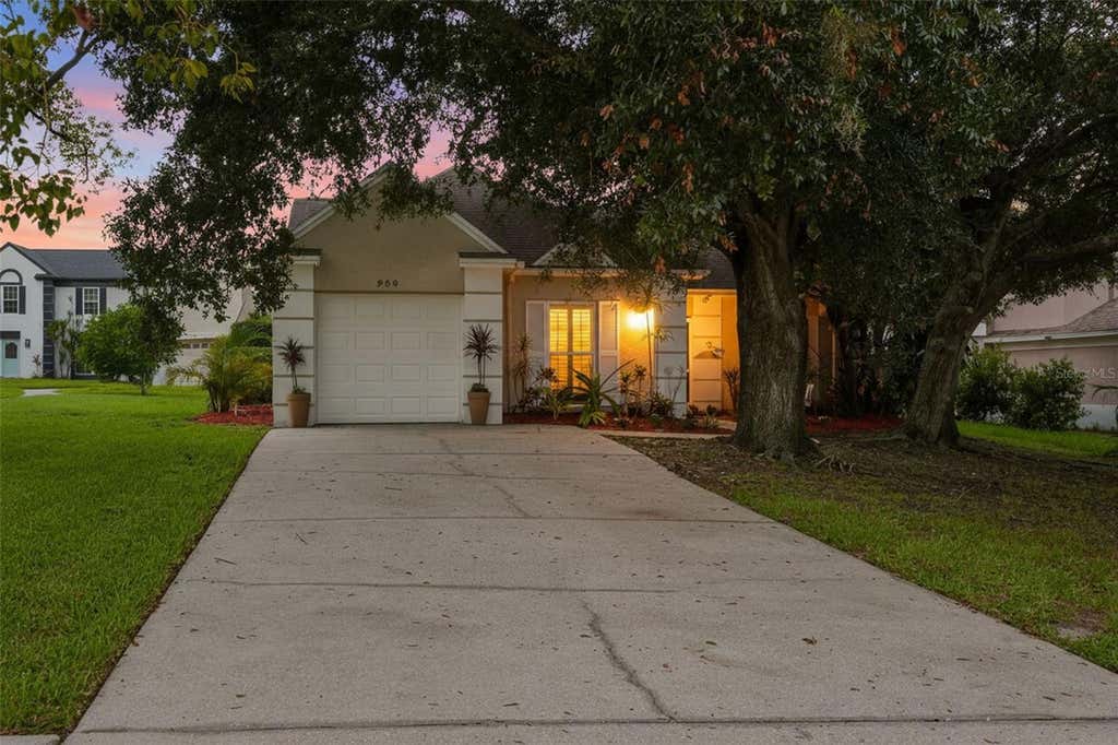 Photo of 934 Berkley Court N, Palm Harbor, FL 34684 (MLS # TB8534868)