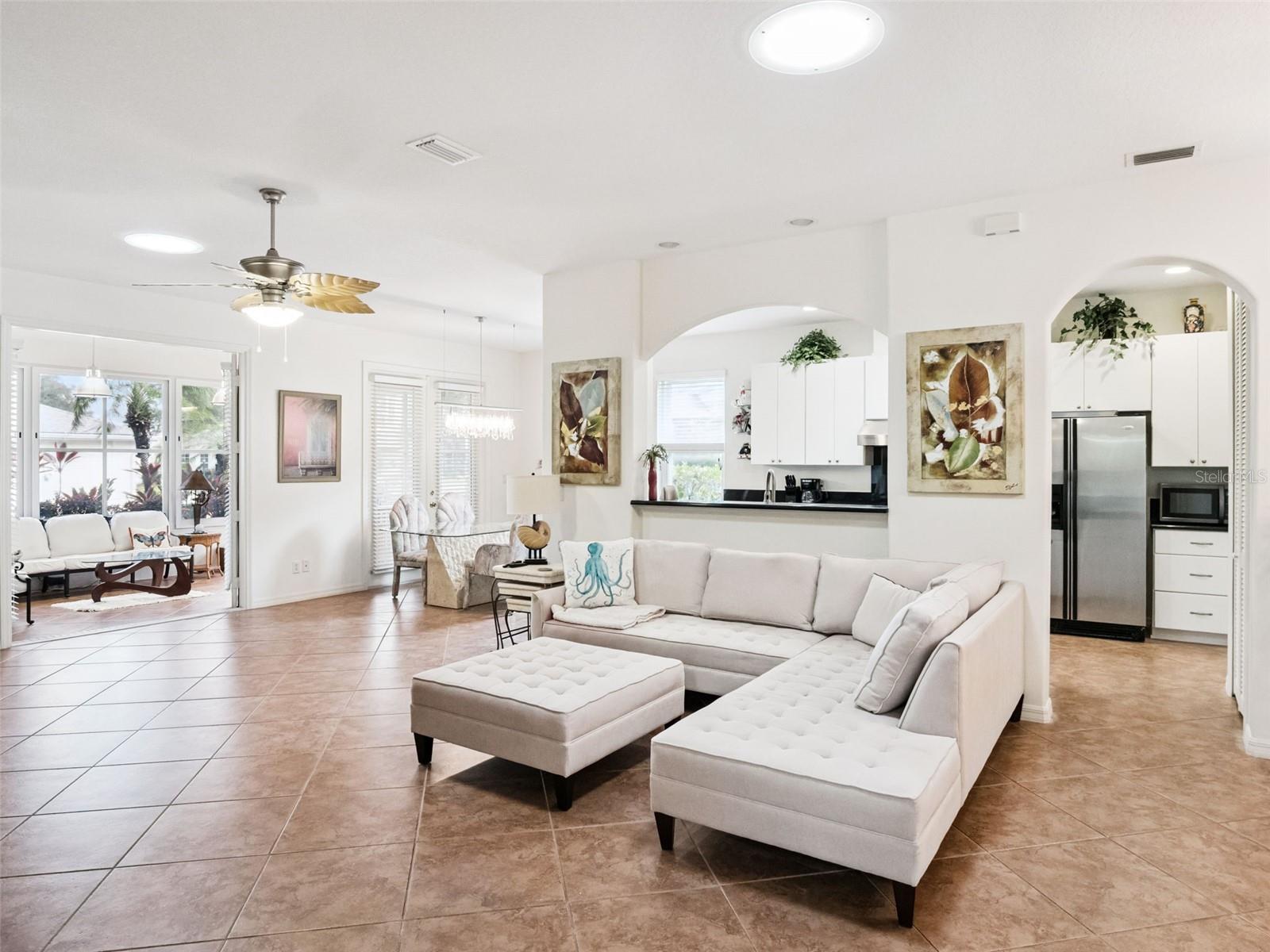 ROYAL HIGHLANDS PH 02-B LT 1317 PB 50 PG - Residential