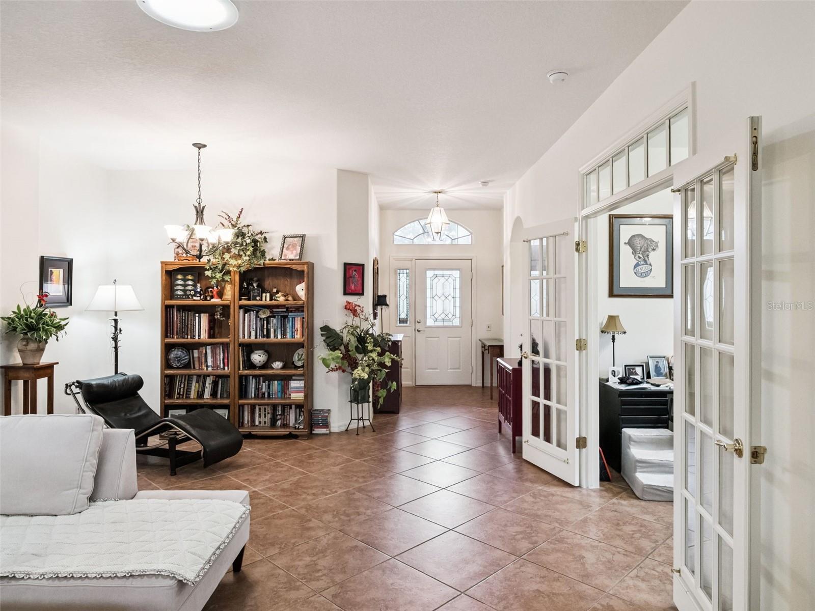 ROYAL HIGHLANDS PH 02-B LT 1317 PB 50 PG - Residential