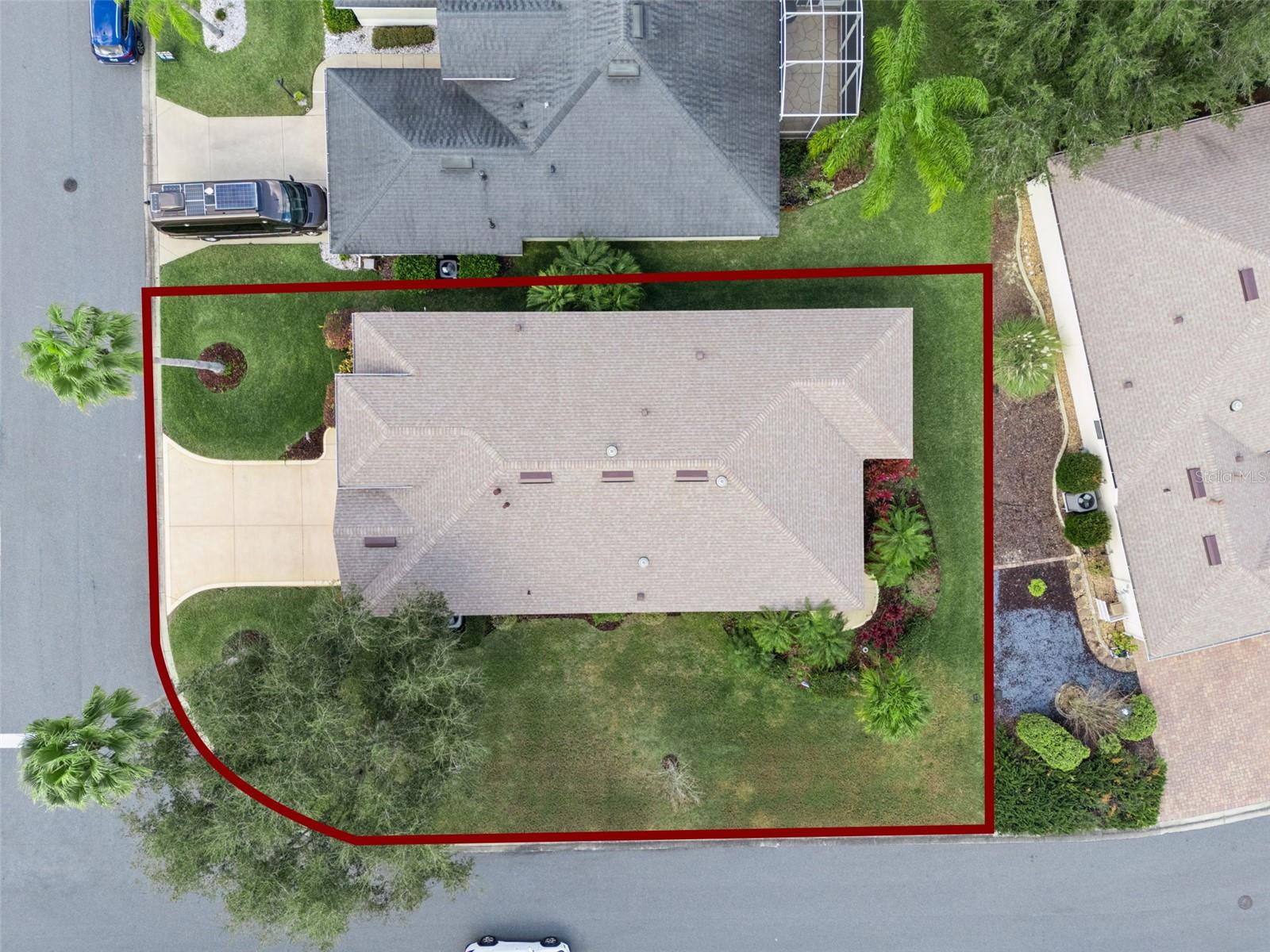 ROYAL HIGHLANDS PH 02-B LT 1317 PB 50 PG - Residential