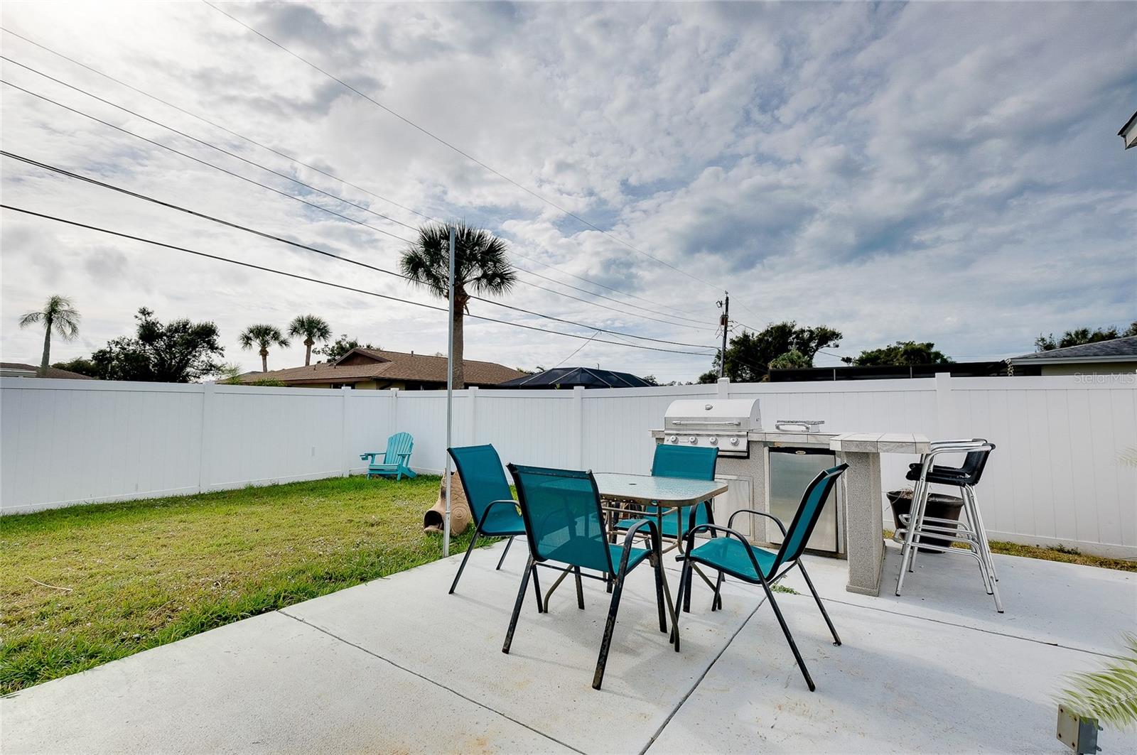 SOUTH VENICE - Residential