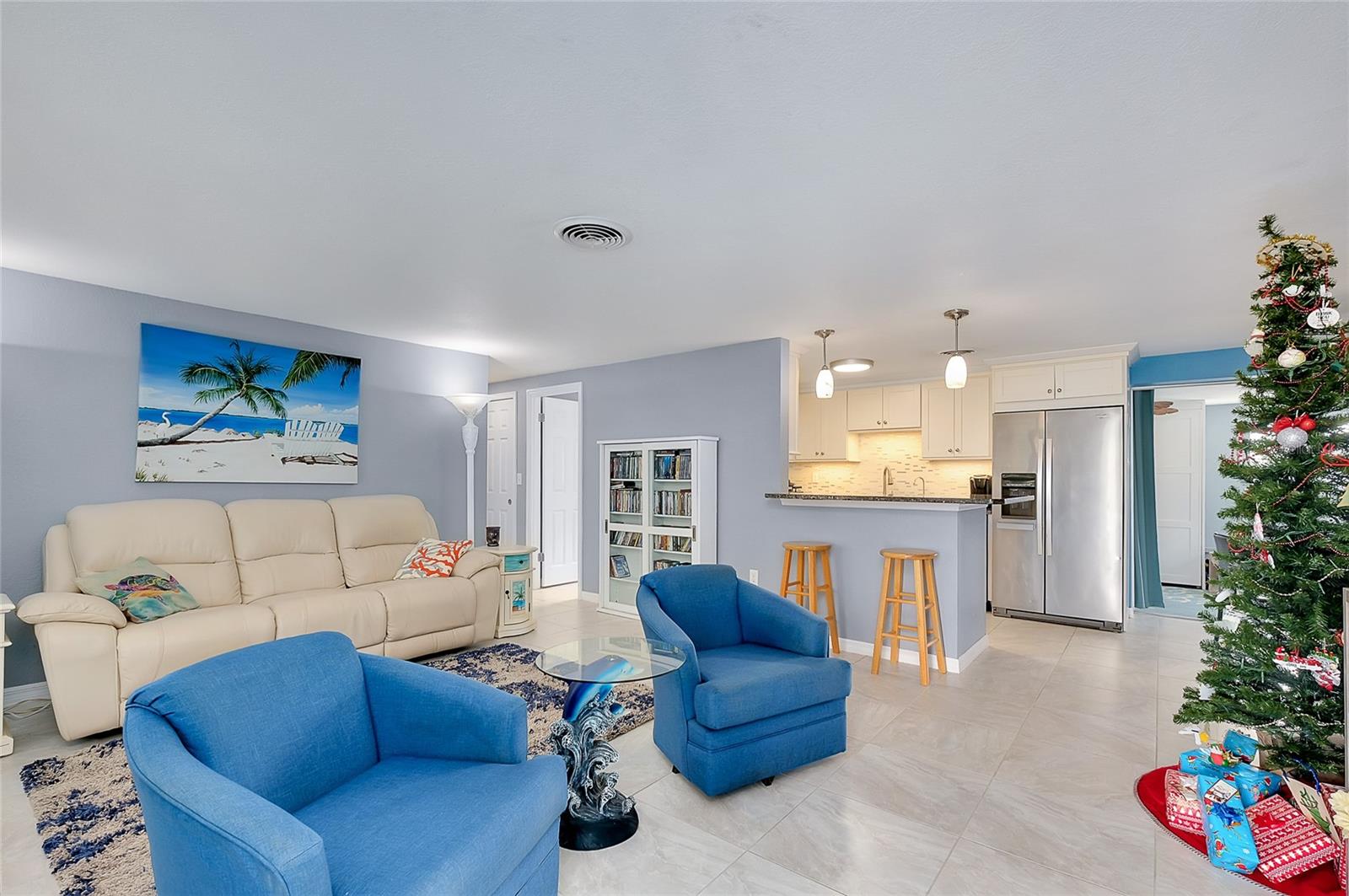 SOUTH VENICE - Residential