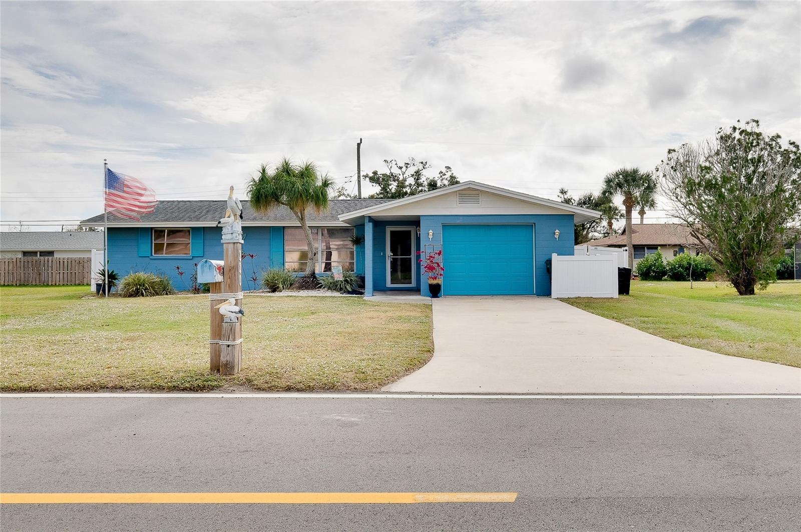 SOUTH VENICE - Residential