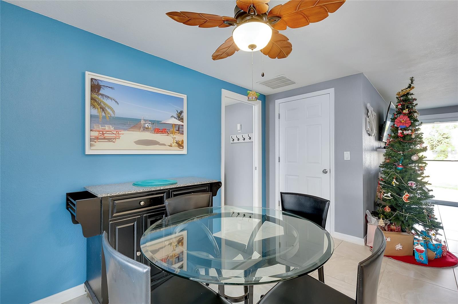 SOUTH VENICE - Residential