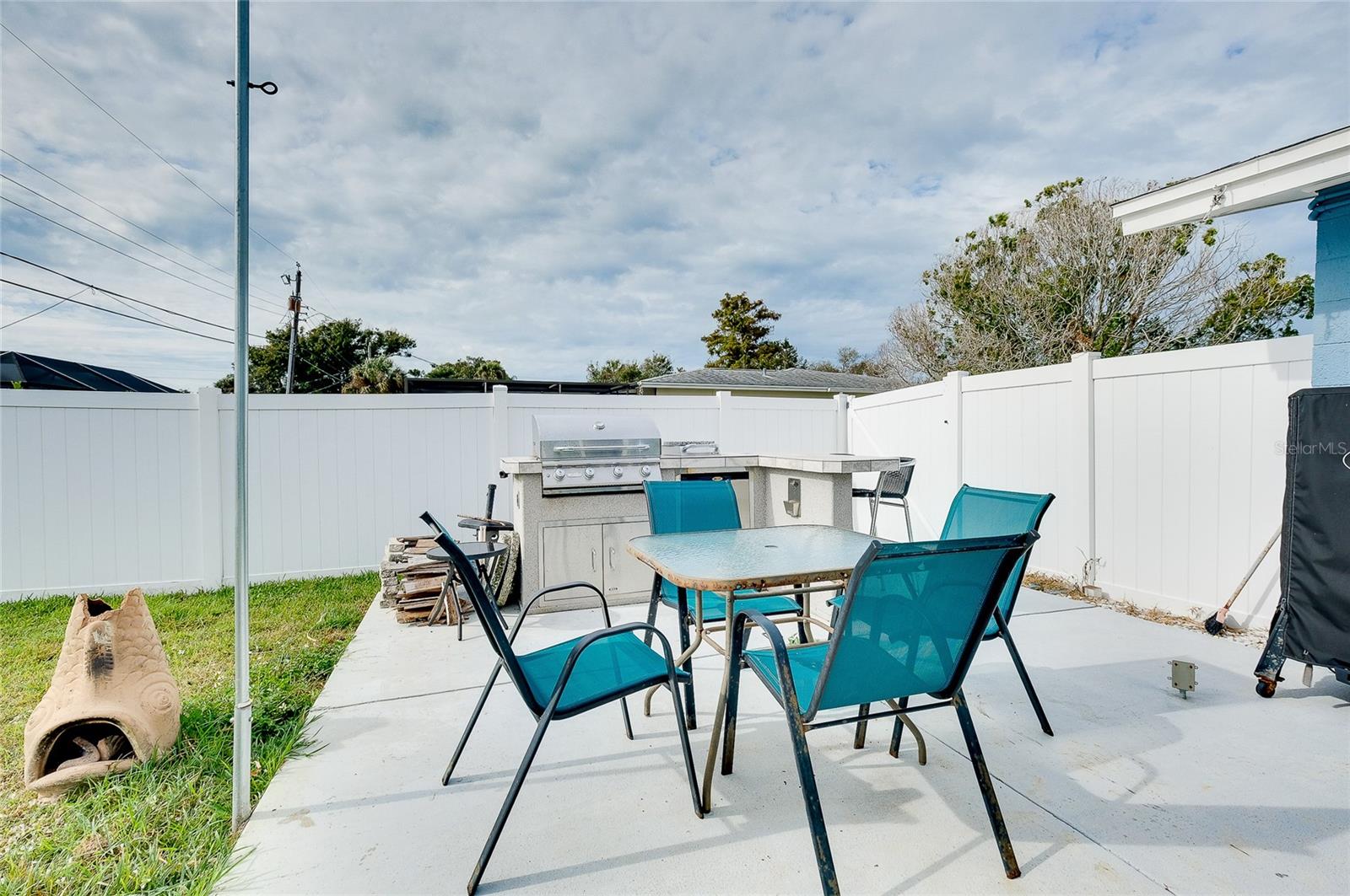 SOUTH VENICE - Residential