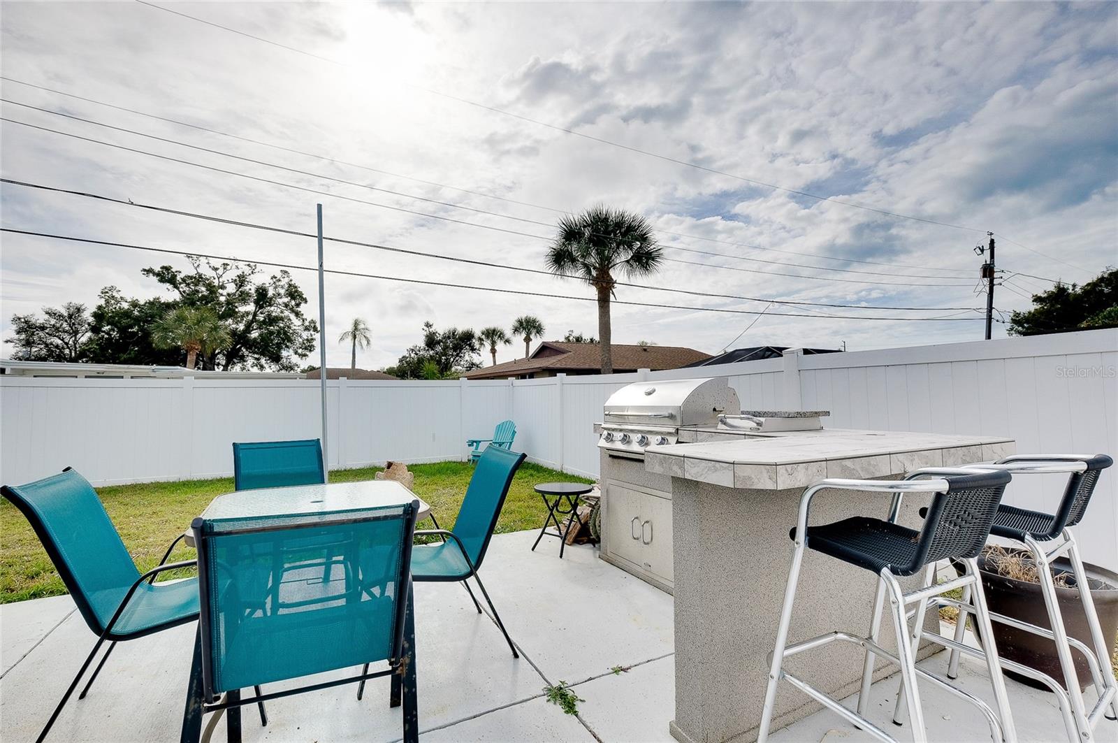 SOUTH VENICE - Residential