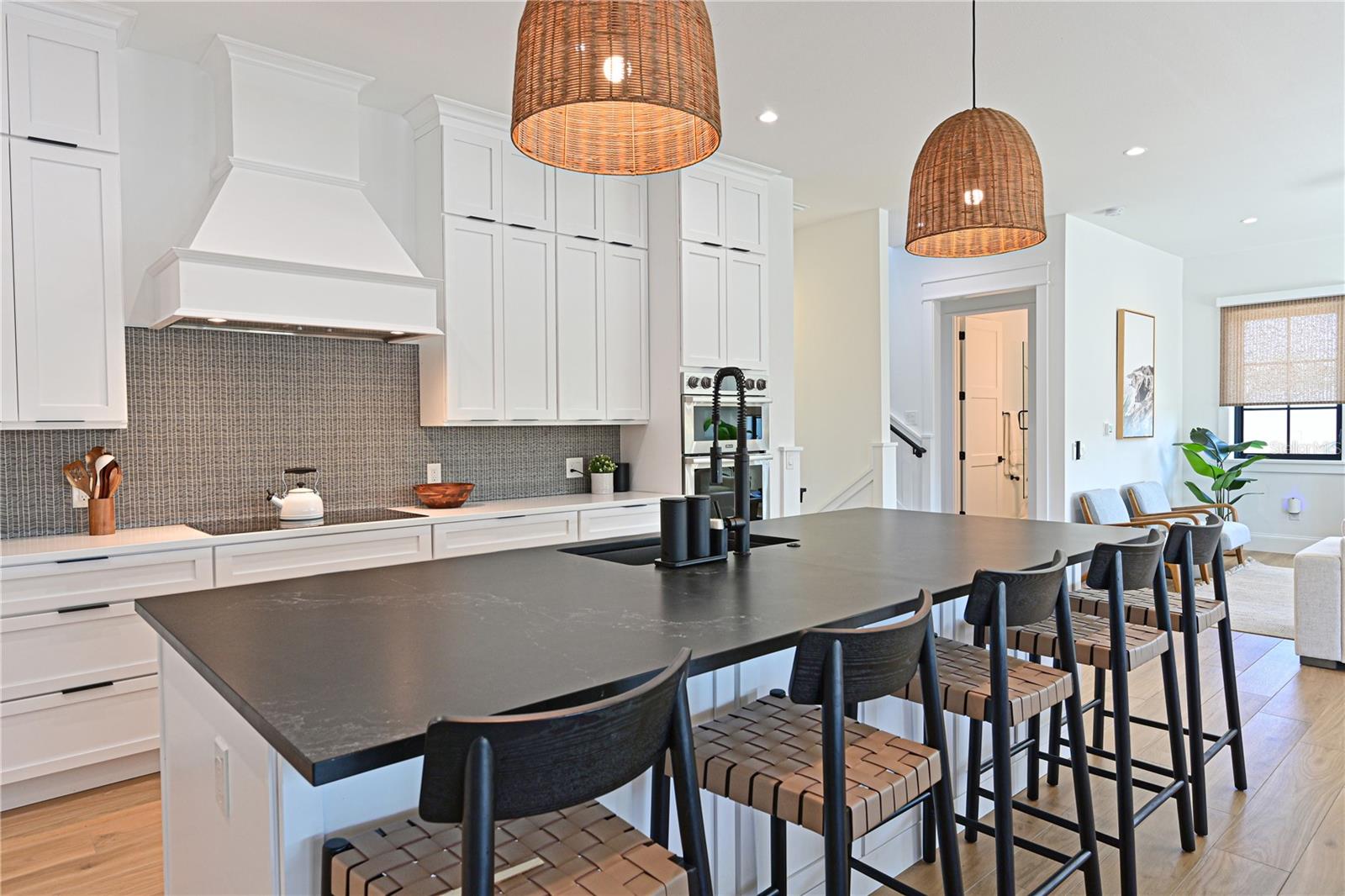 HOLMES BEACH 11TH UNIT - Residential