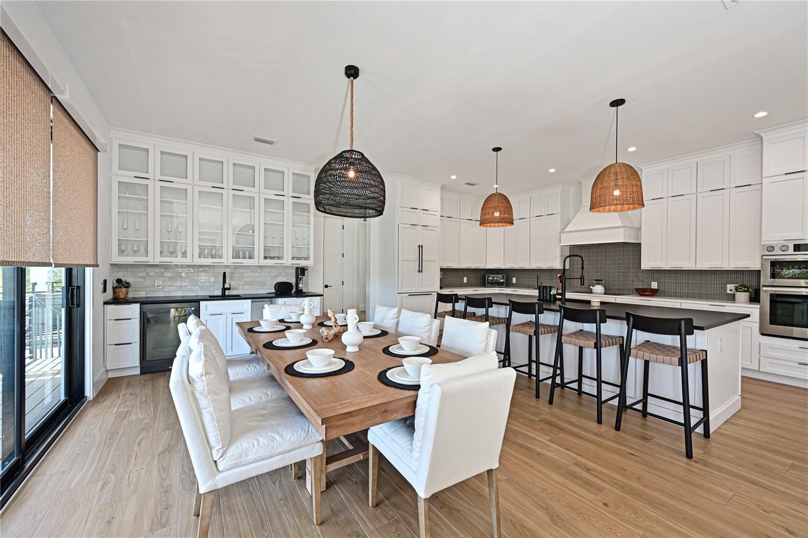 HOLMES BEACH 11TH UNIT - Residential