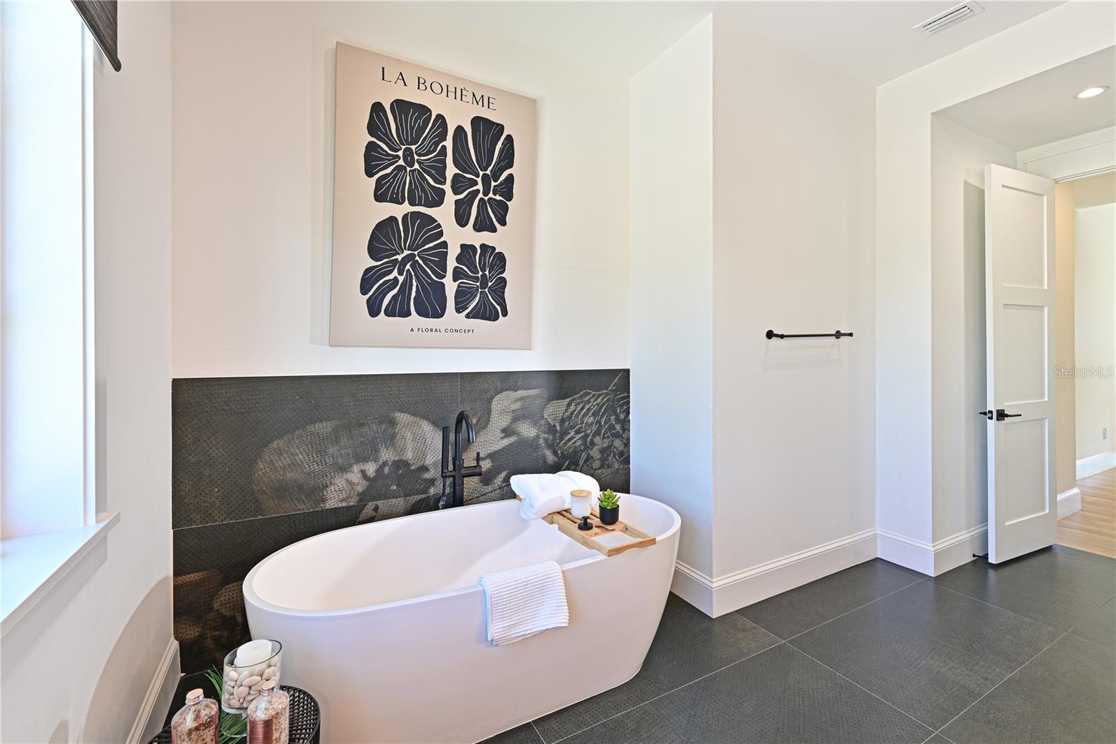 HOLMES BEACH 11TH UNIT - Residential