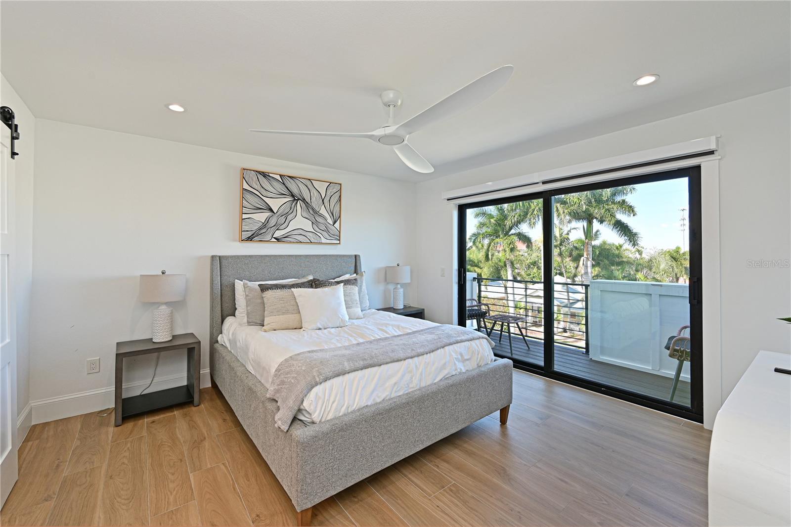 HOLMES BEACH 11TH UNIT - Residential