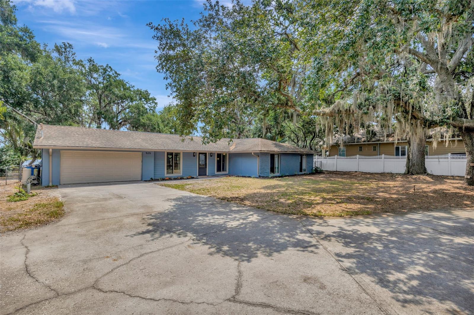 525 GORNTO LAKE ROAD