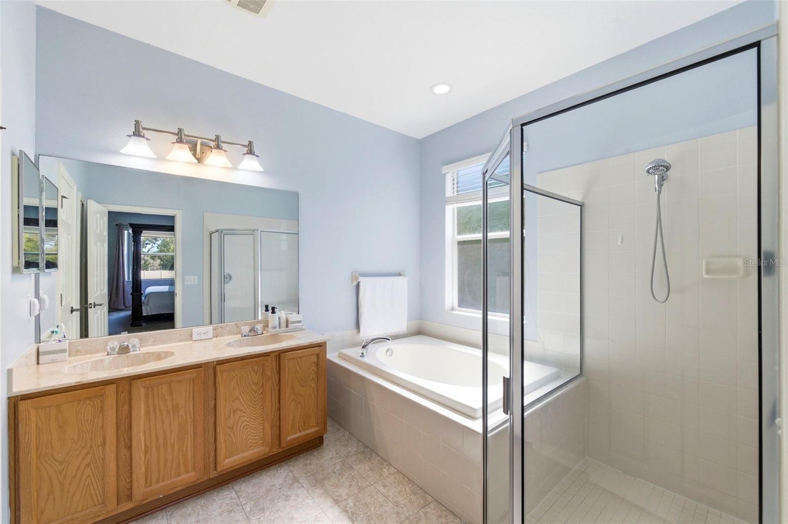 BOYETTE OAKS - Residential