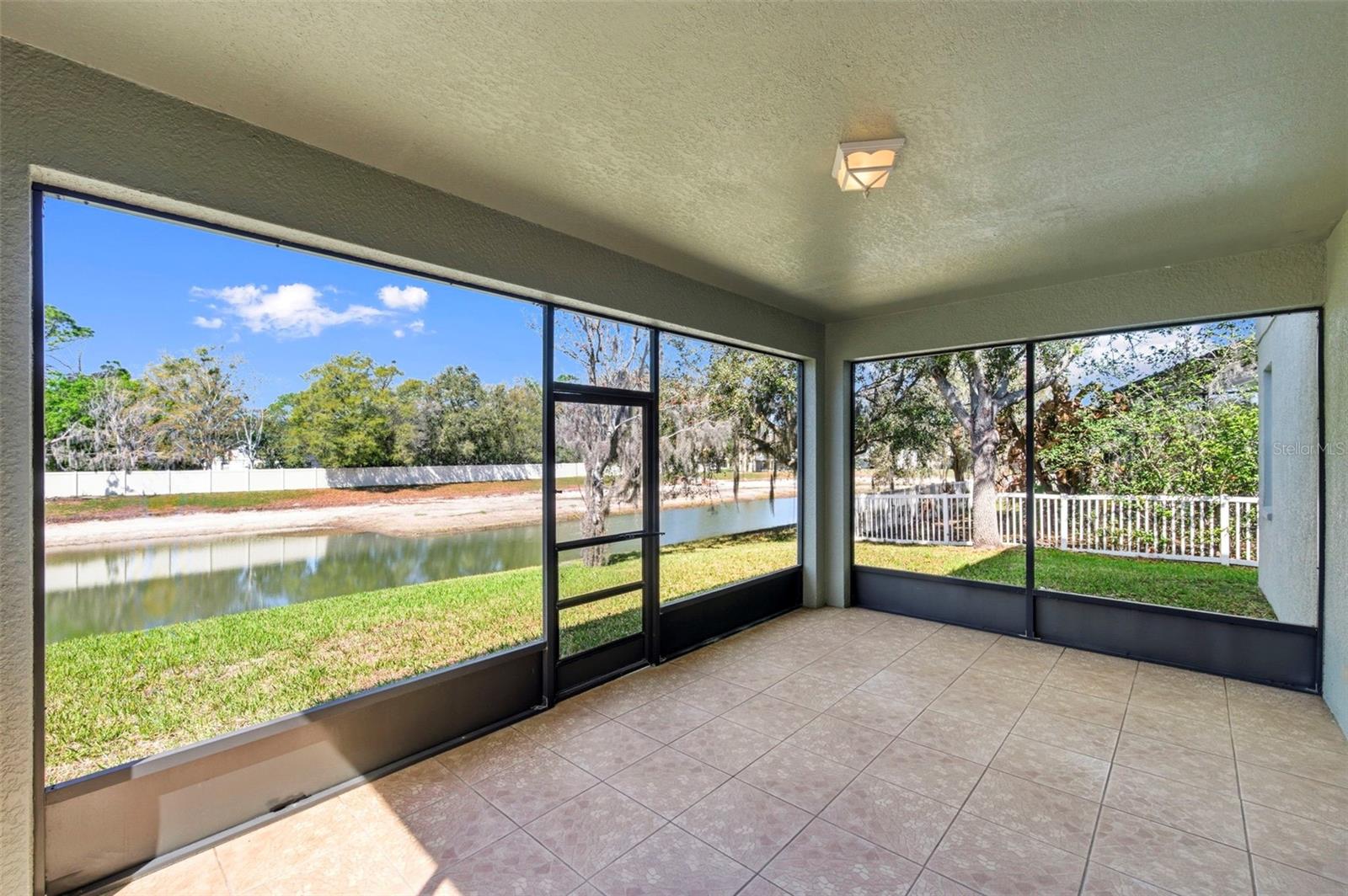 BOYETTE OAKS - Residential