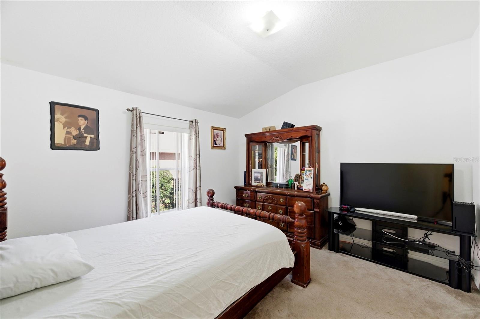 BOYETTE OAKS - Residential